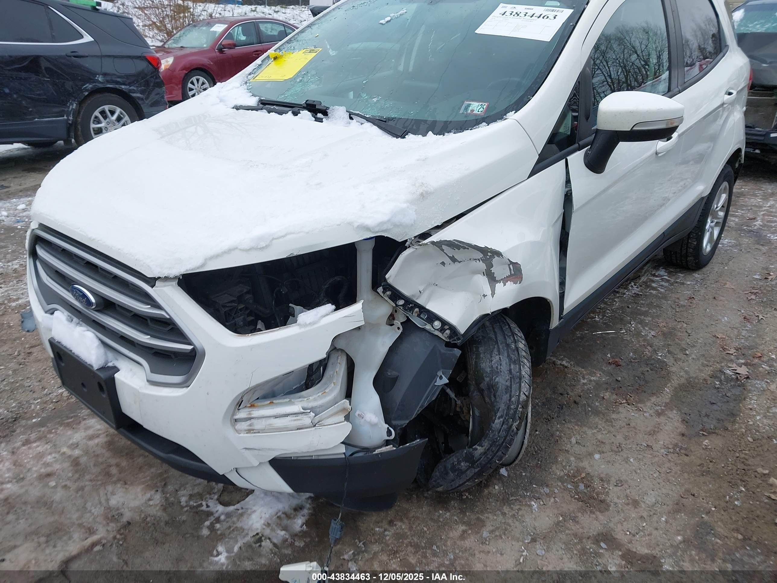 FORD ECOSPORT image 6