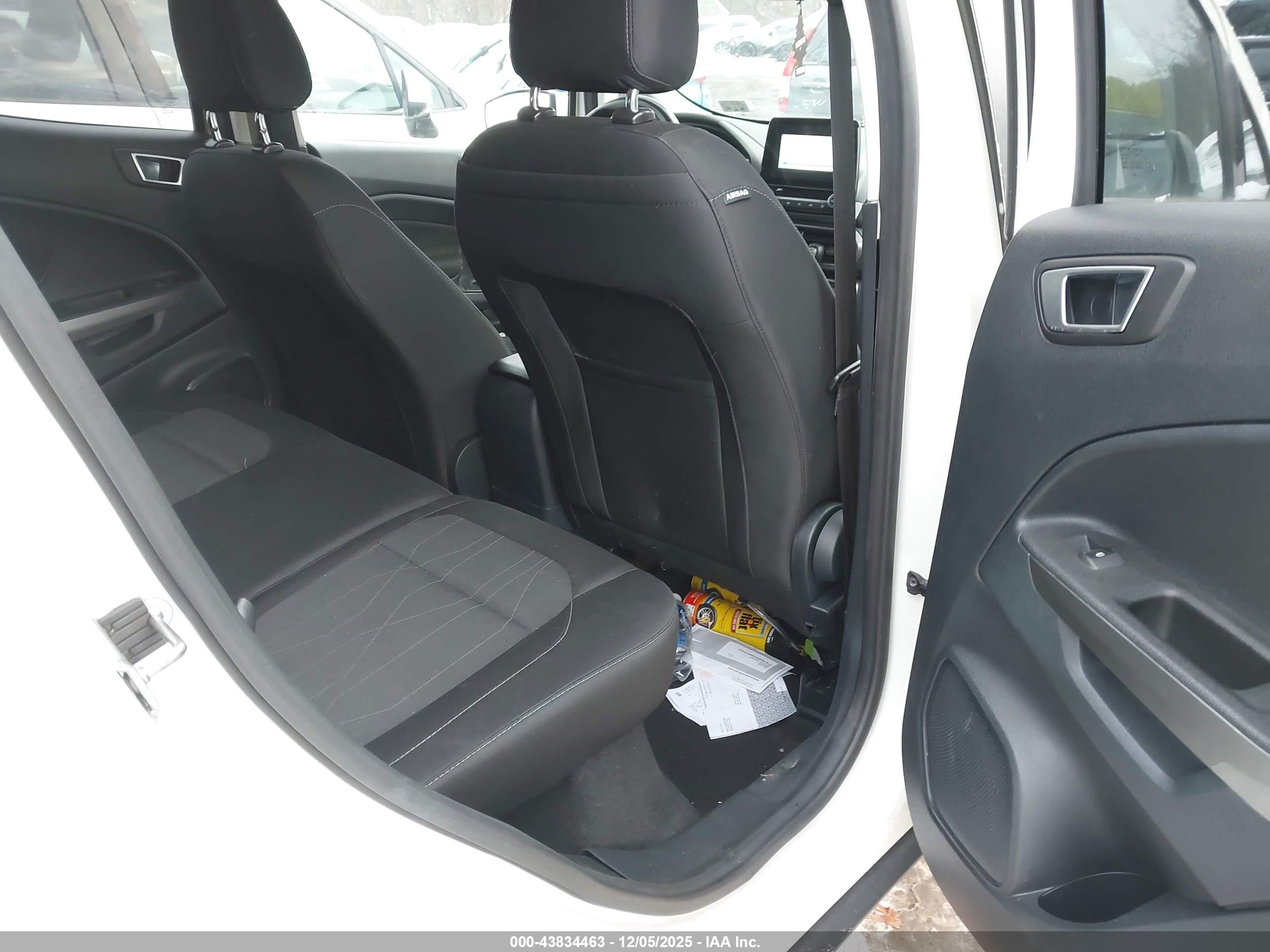 FORD ECOSPORT image 8