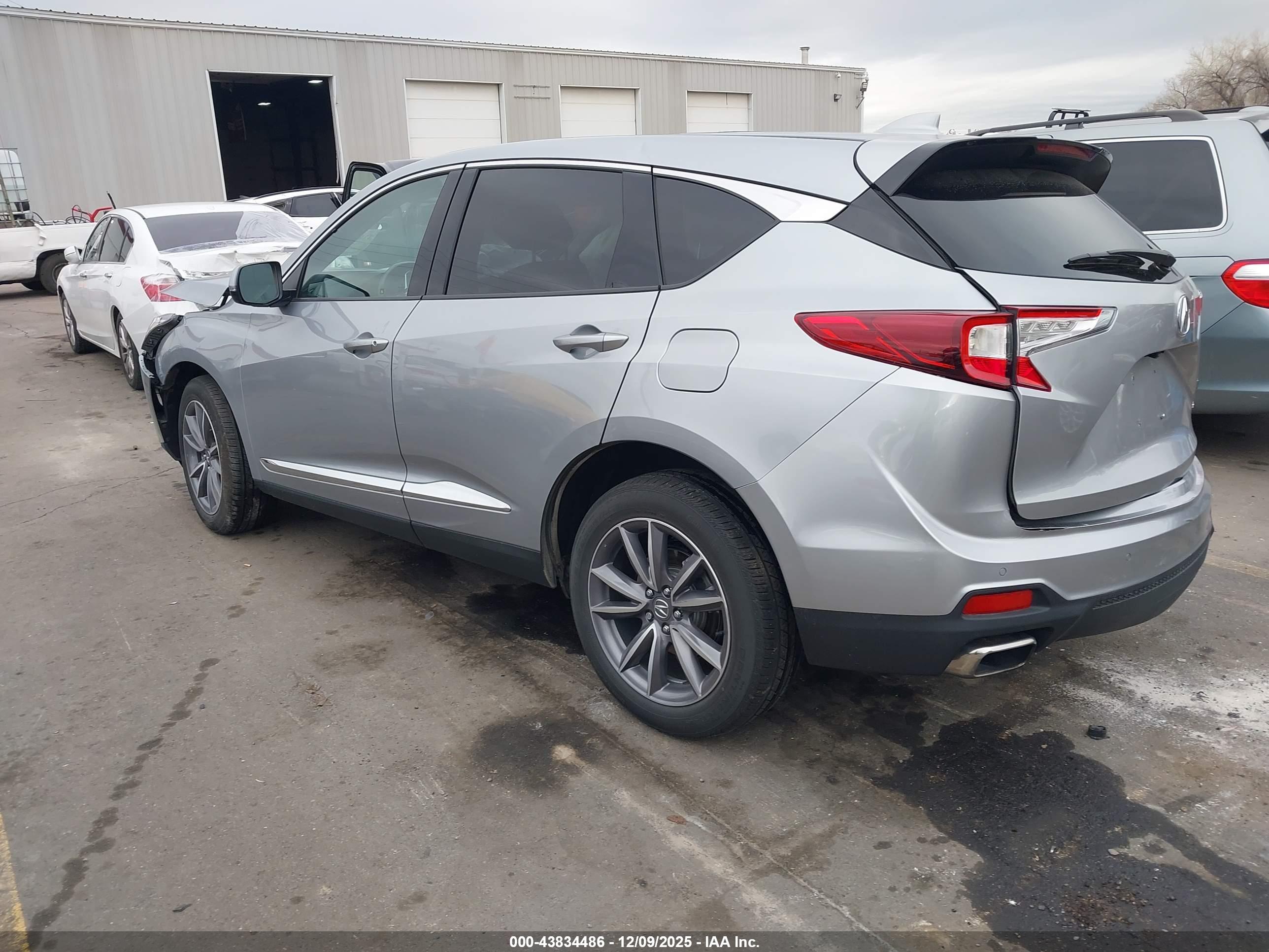 ACURA RDX image 3