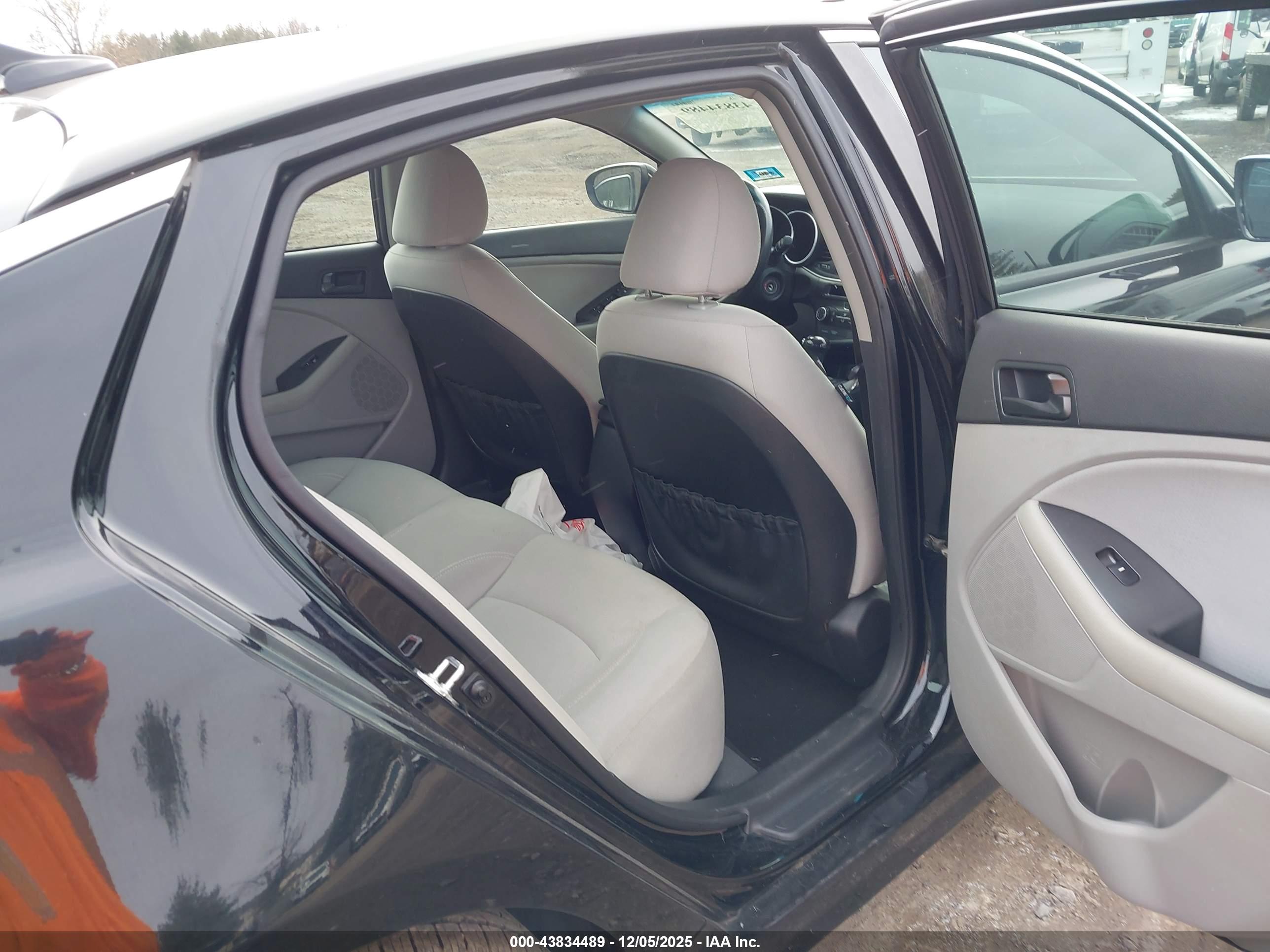 KIA OPTIMA image 8
