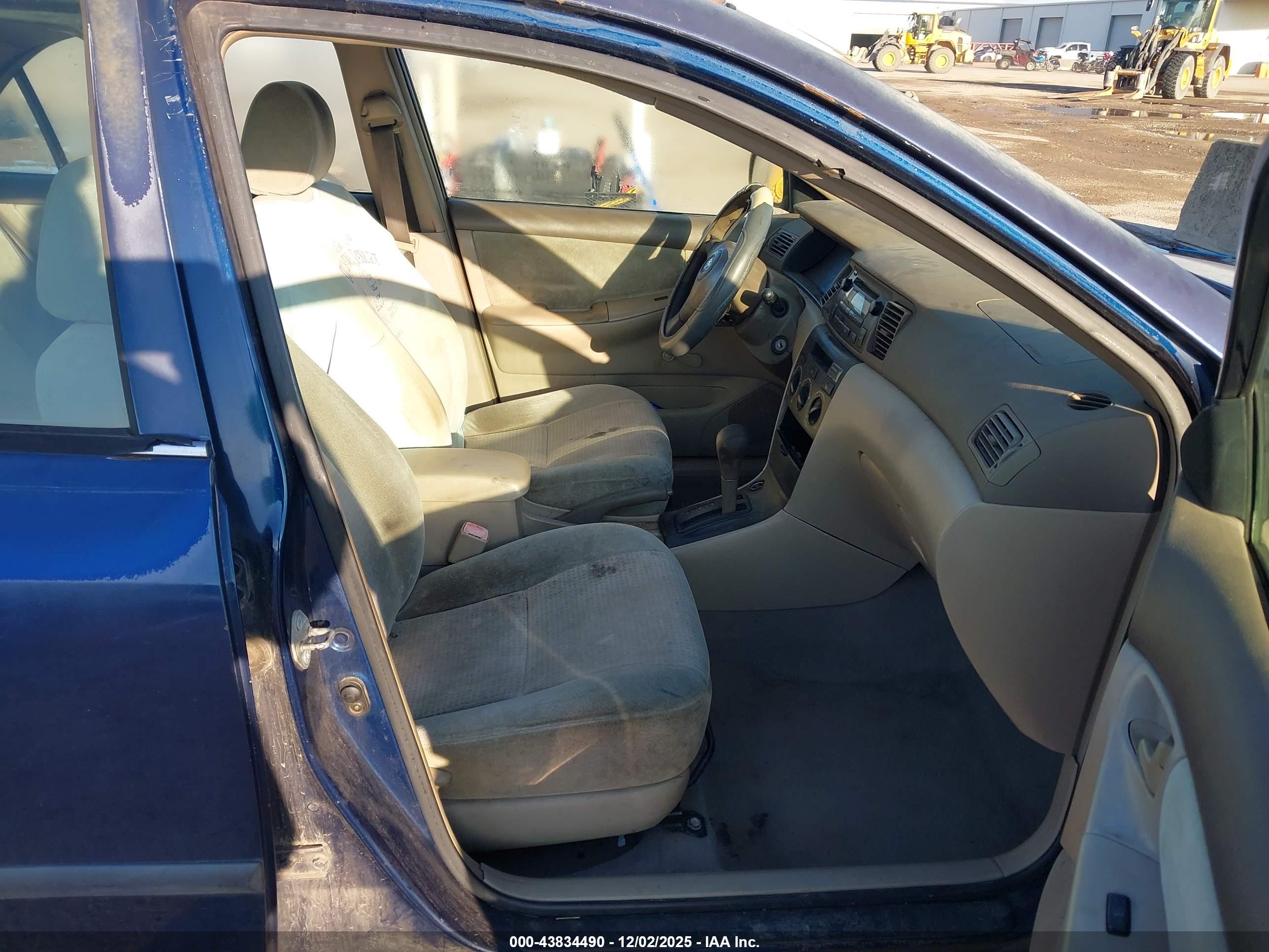 TOYOTA COROLLA image 5