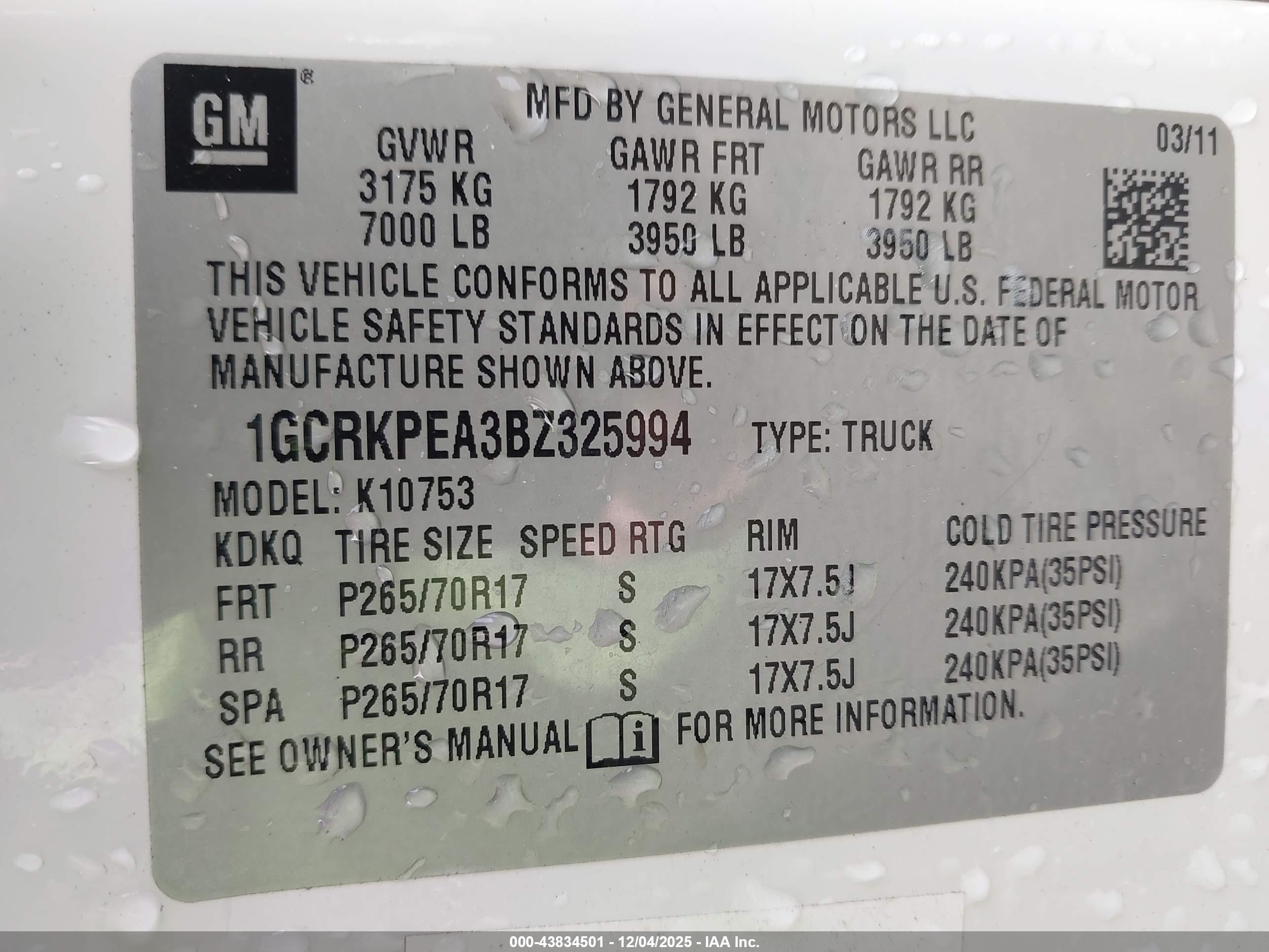 CHEVROLET SILVERADO image 9