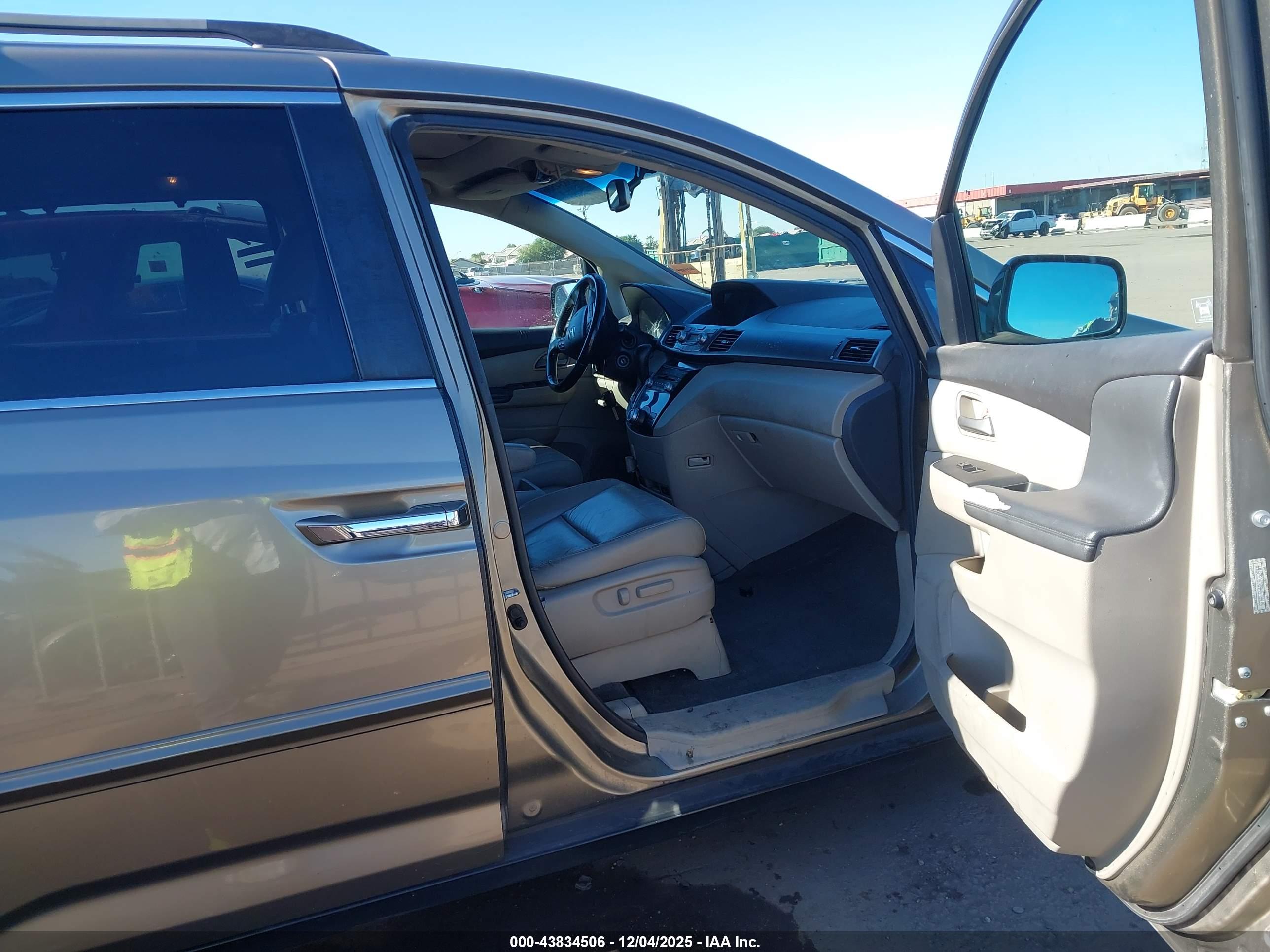 HONDA ODYSSEY image 5