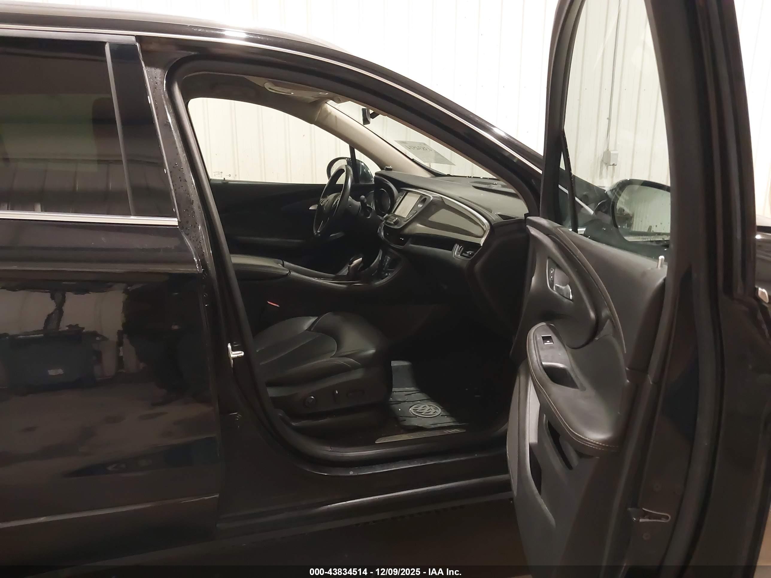 BUICK ENVISION image 5