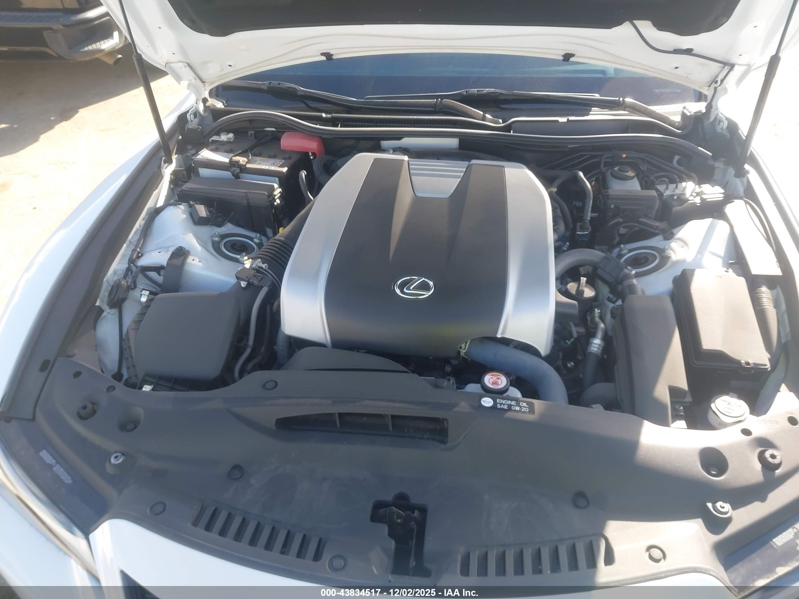 LEXUS IS image 10
