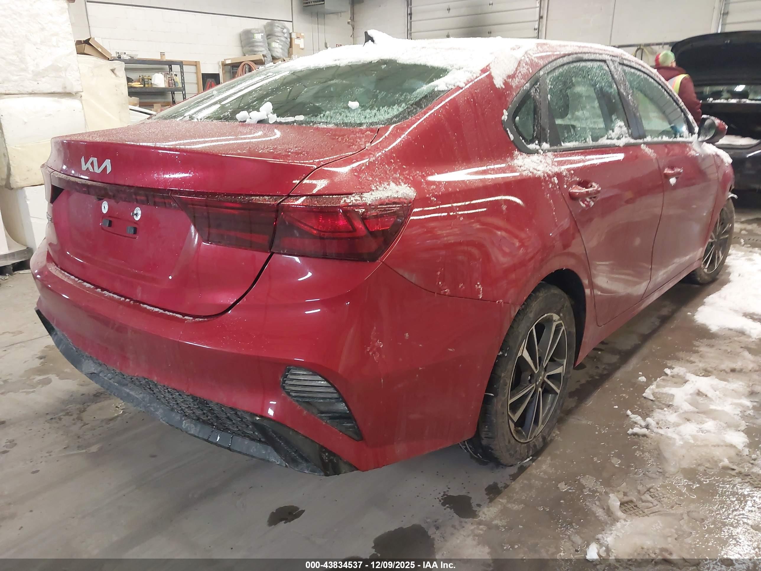 KIA FORTE image 4
