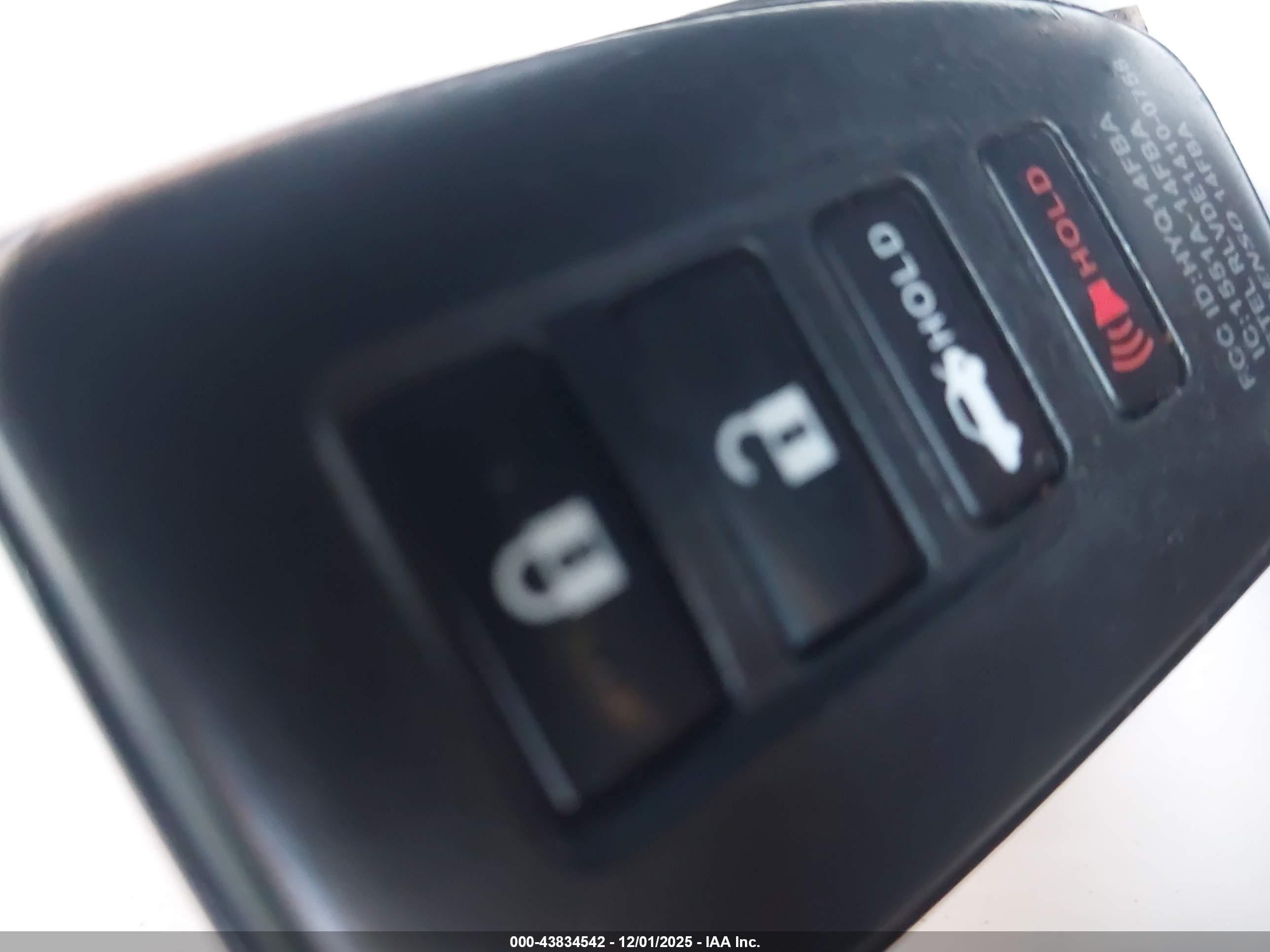 LEXUS ES image 11
