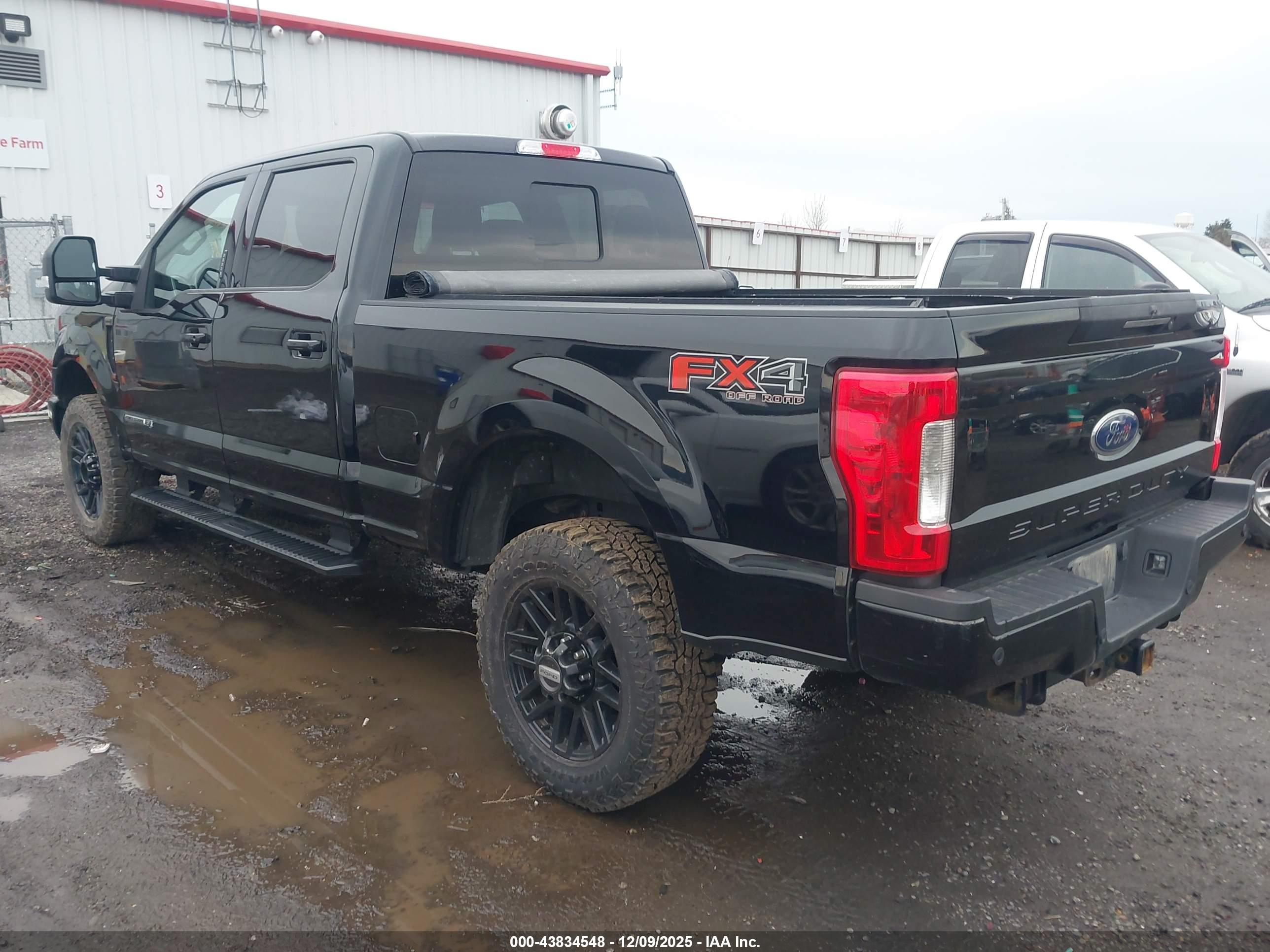FORD F-350 image 3
