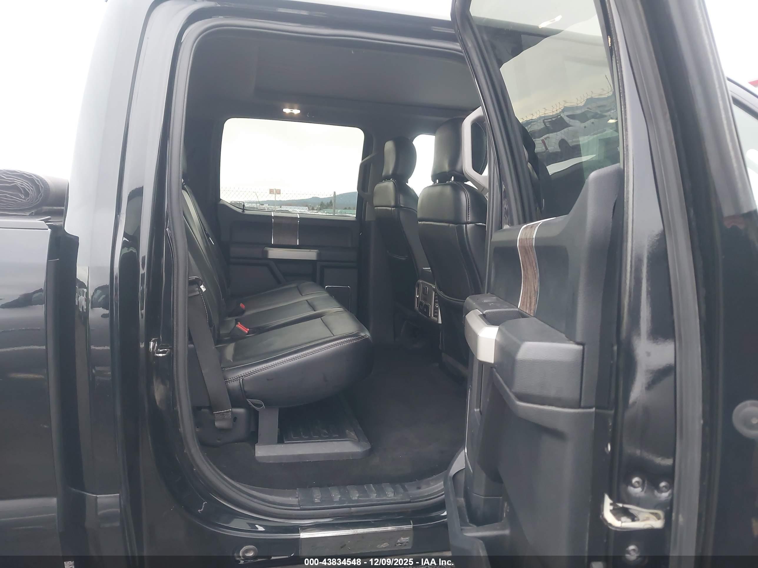 FORD F-350 image 8