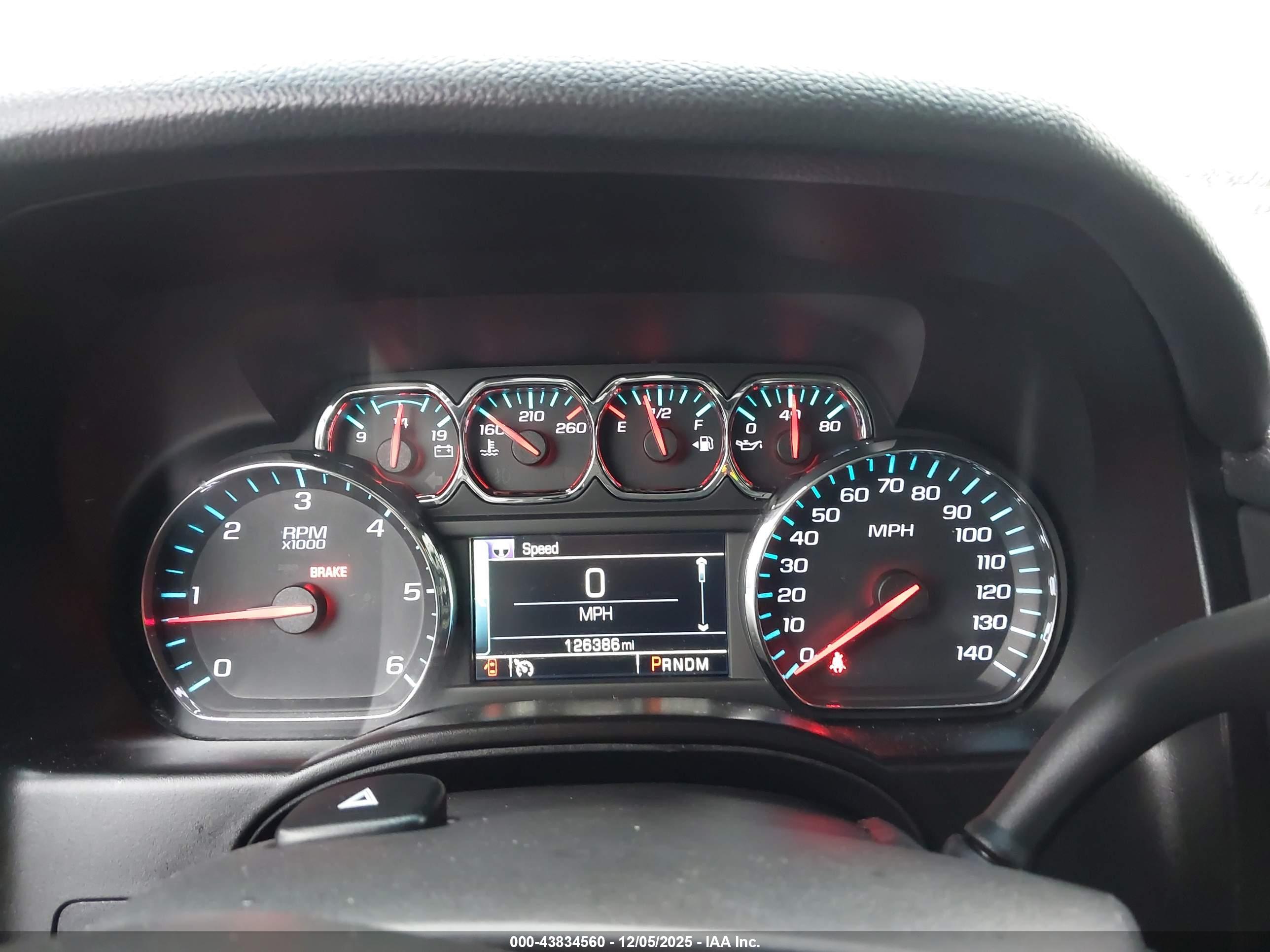 CHEVROLET TAHOE image 7