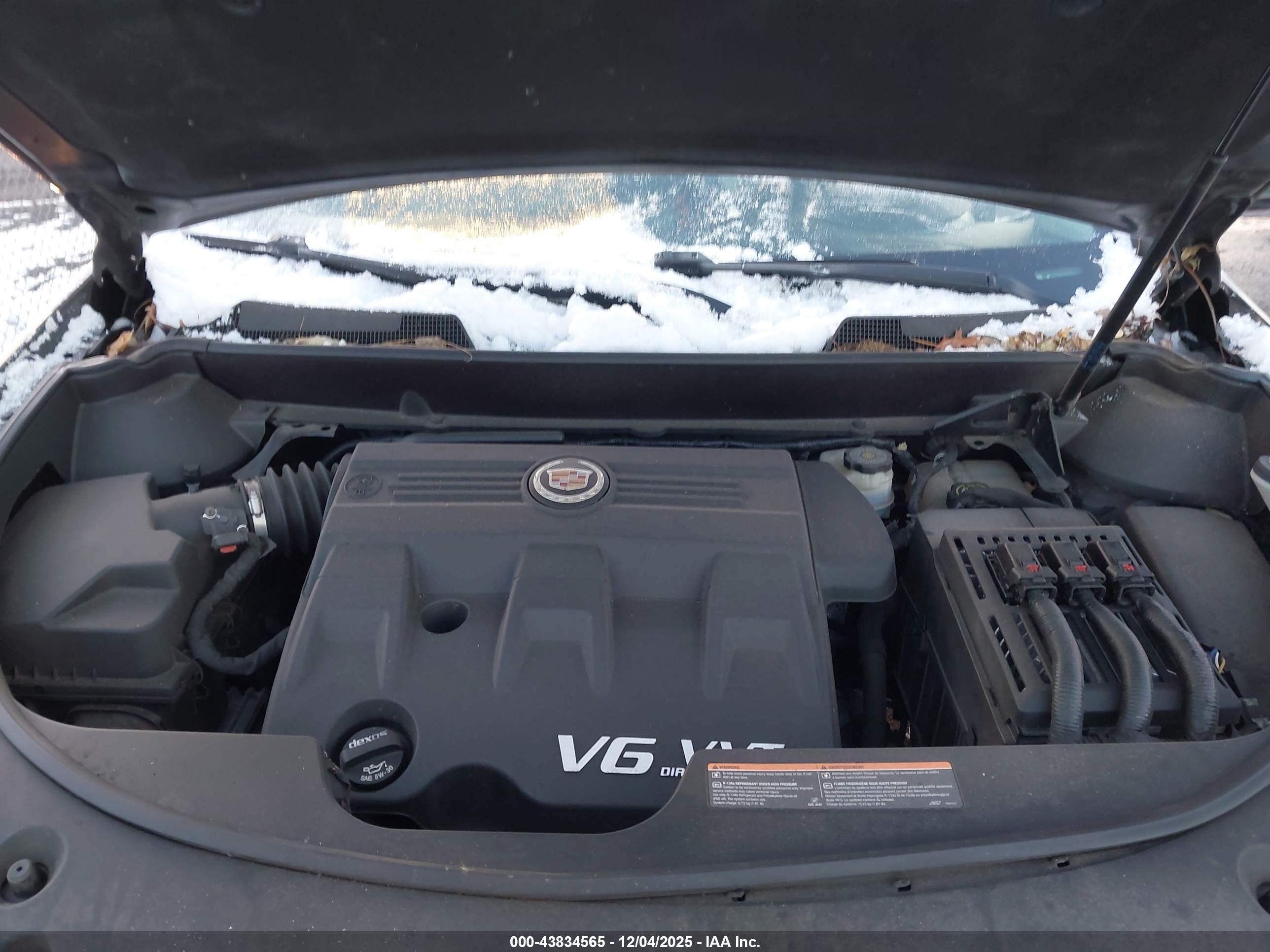 CADILLAC SRX image 10
