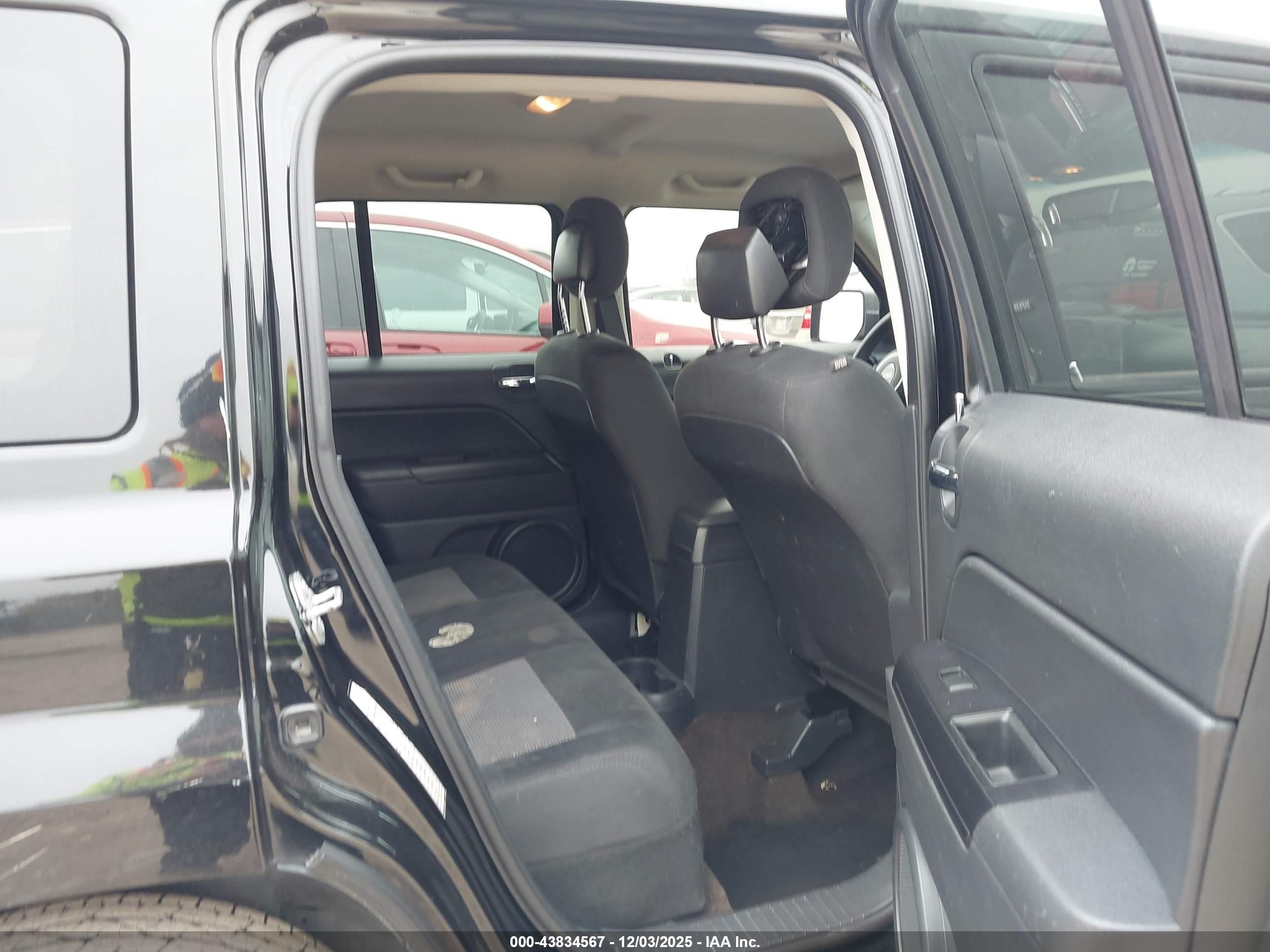 JEEP PATRIOT image 8