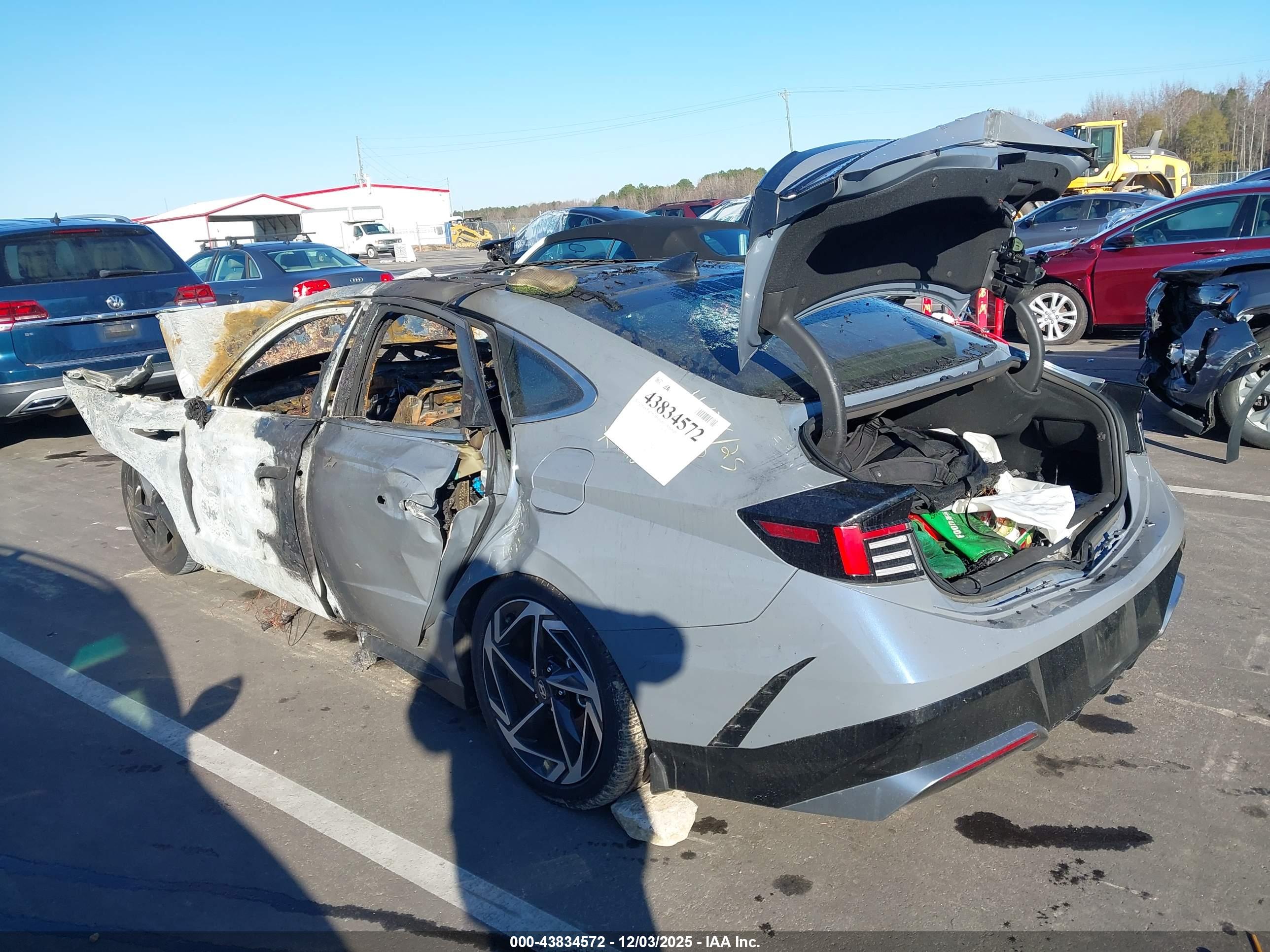 HYUNDAI SONATA image 3
