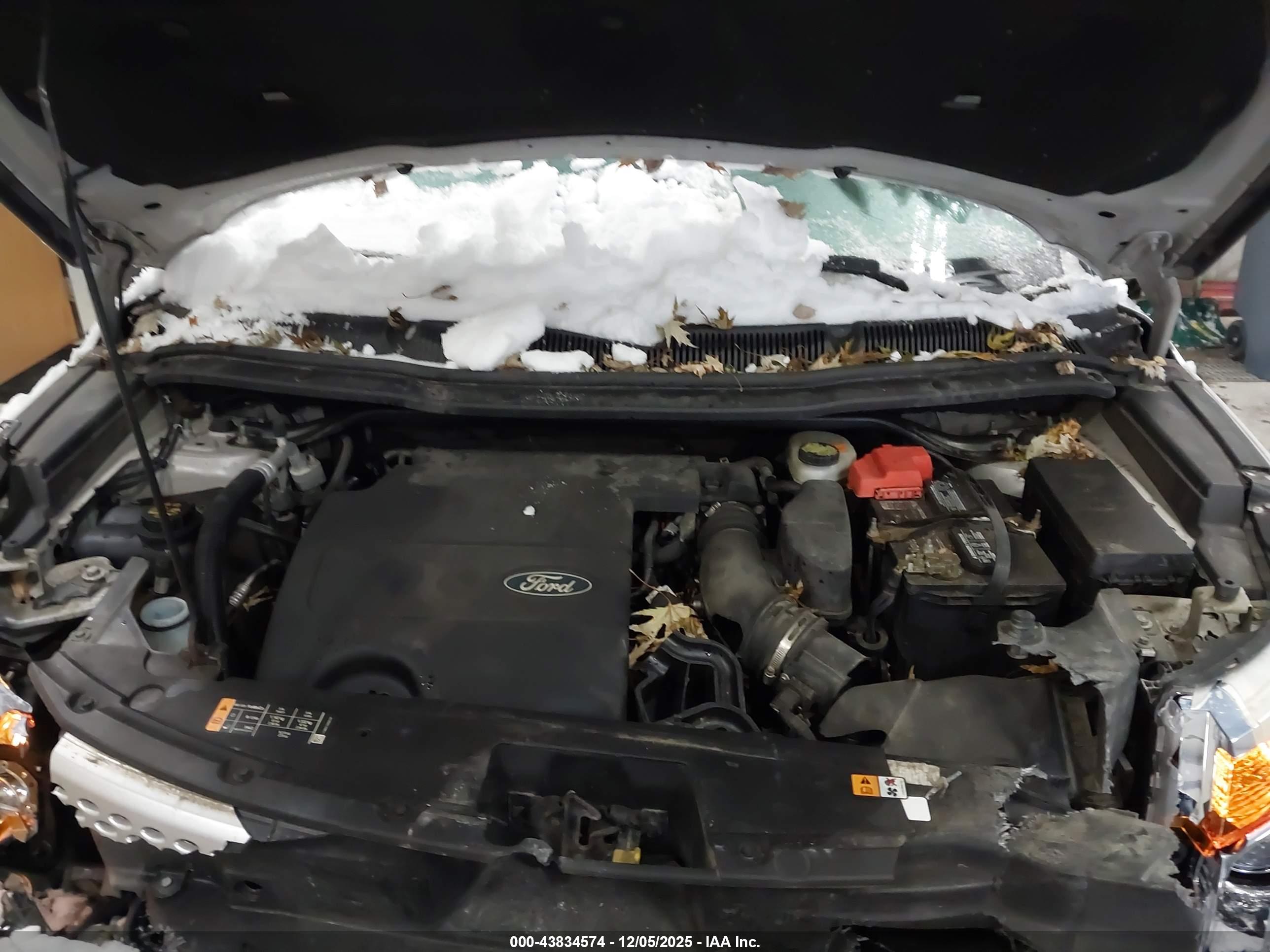 FORD EXPLORER image 10