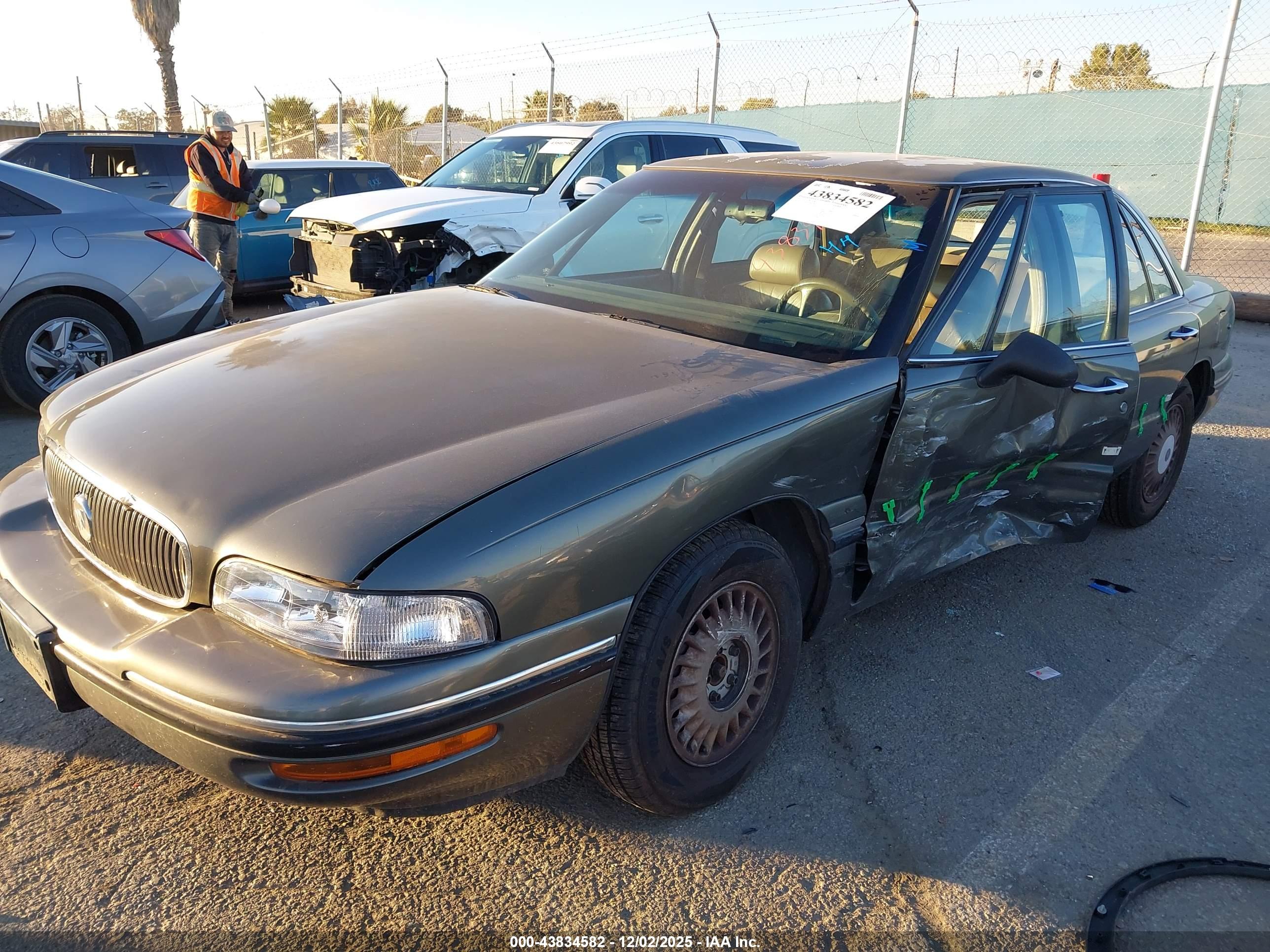 BUICK LESABRE image 2