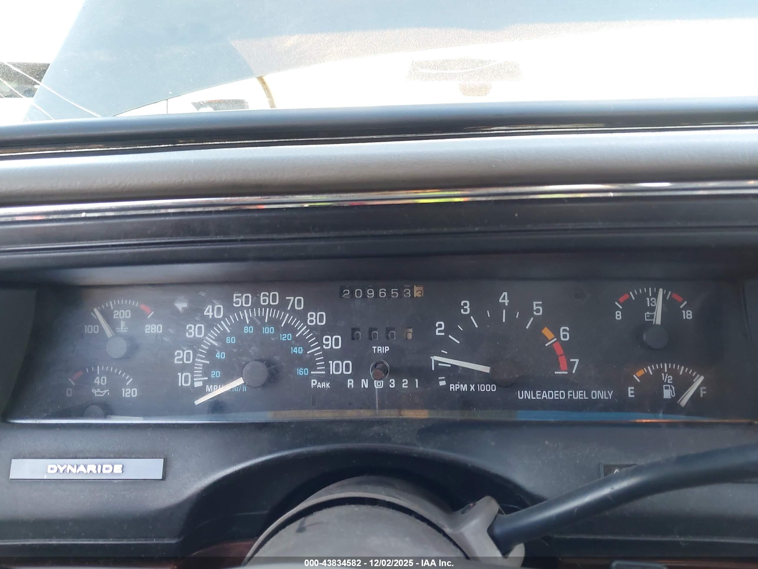 BUICK LESABRE image 7