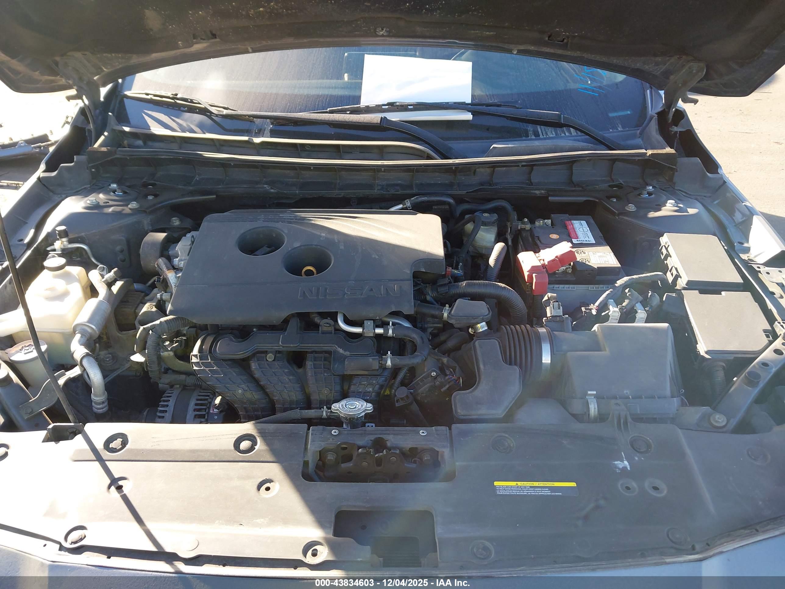NISSAN ALTIMA image 10