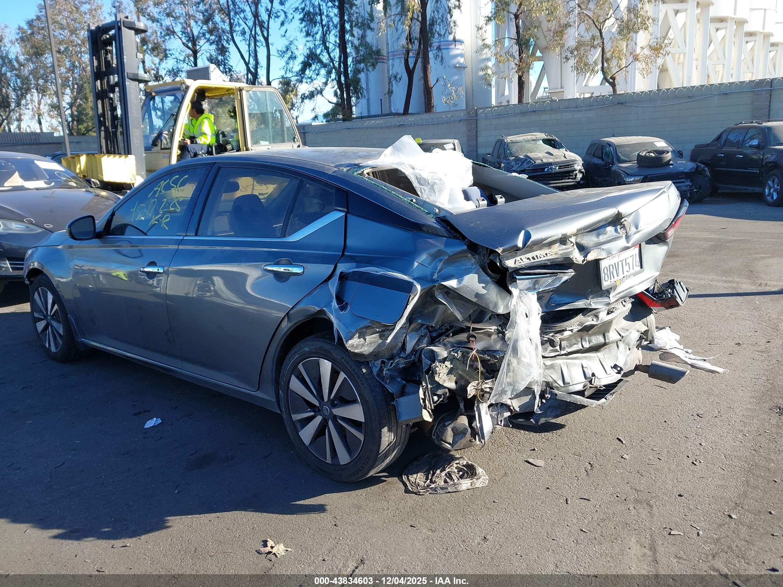 NISSAN ALTIMA image 3
