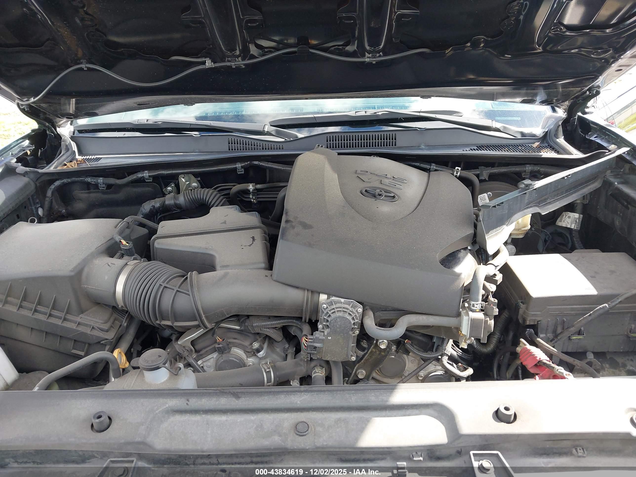 TOYOTA TACOMA image 10