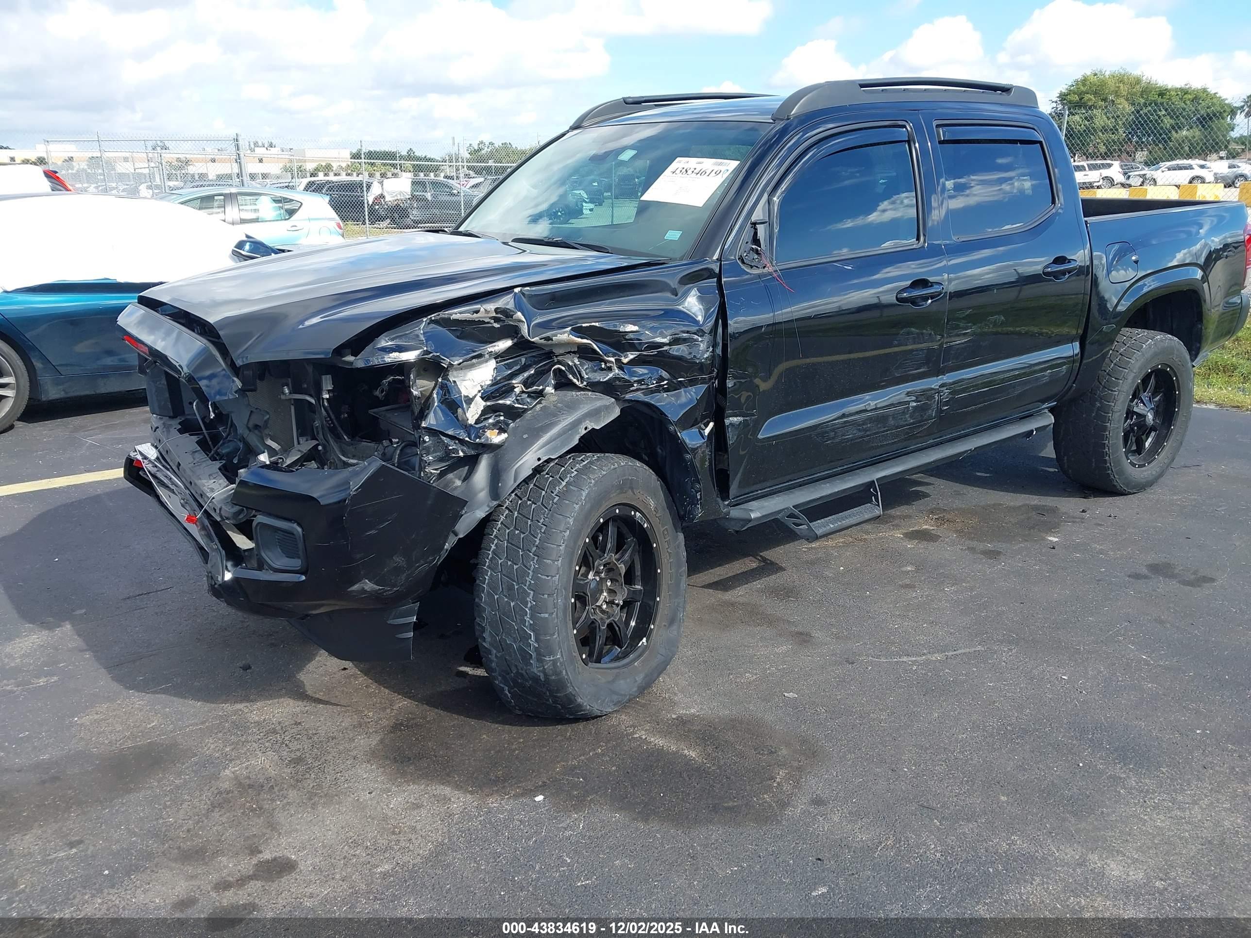 TOYOTA TACOMA image 6