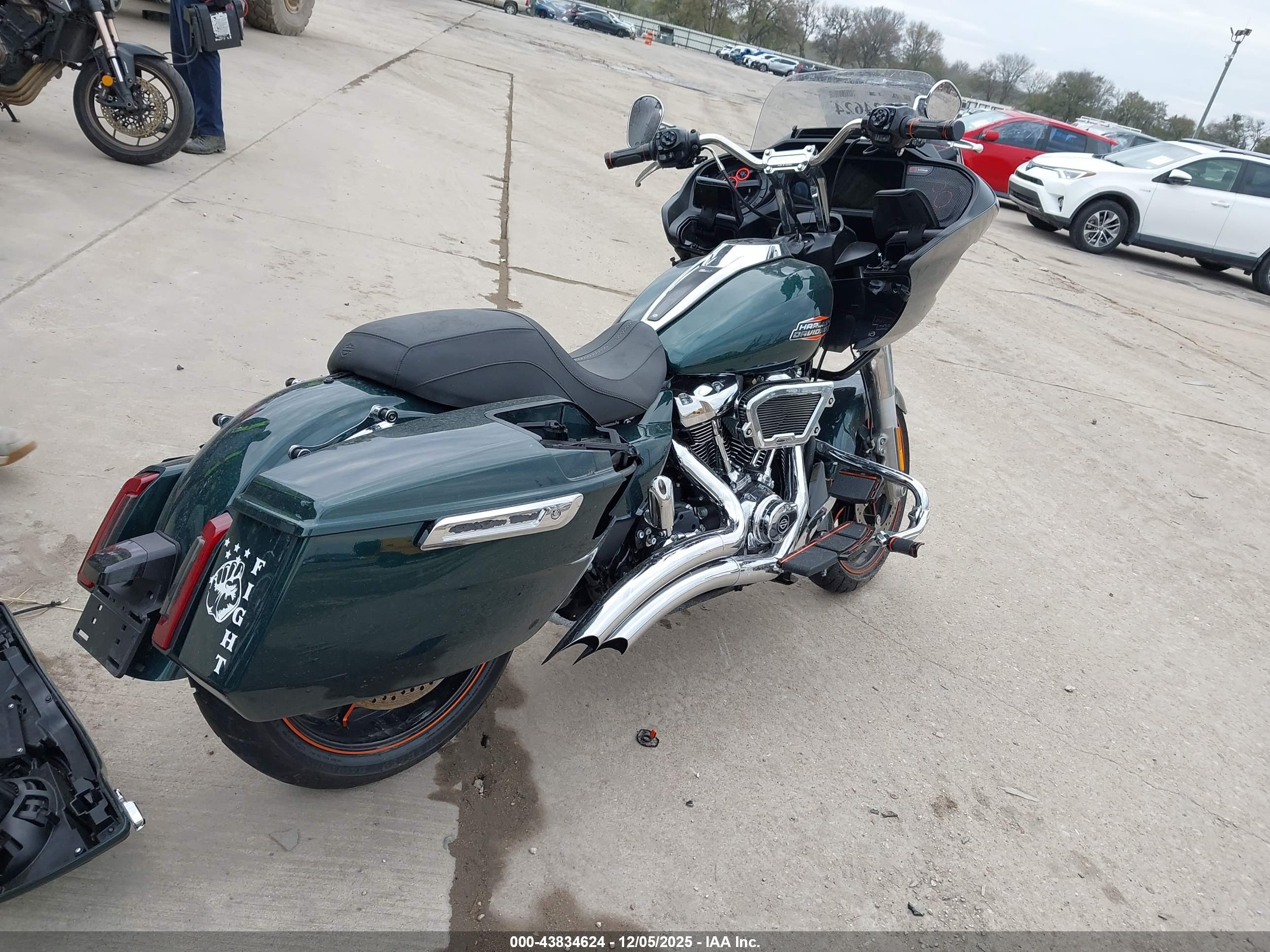 HARLEY-DAVIDSON FLTRX image 4