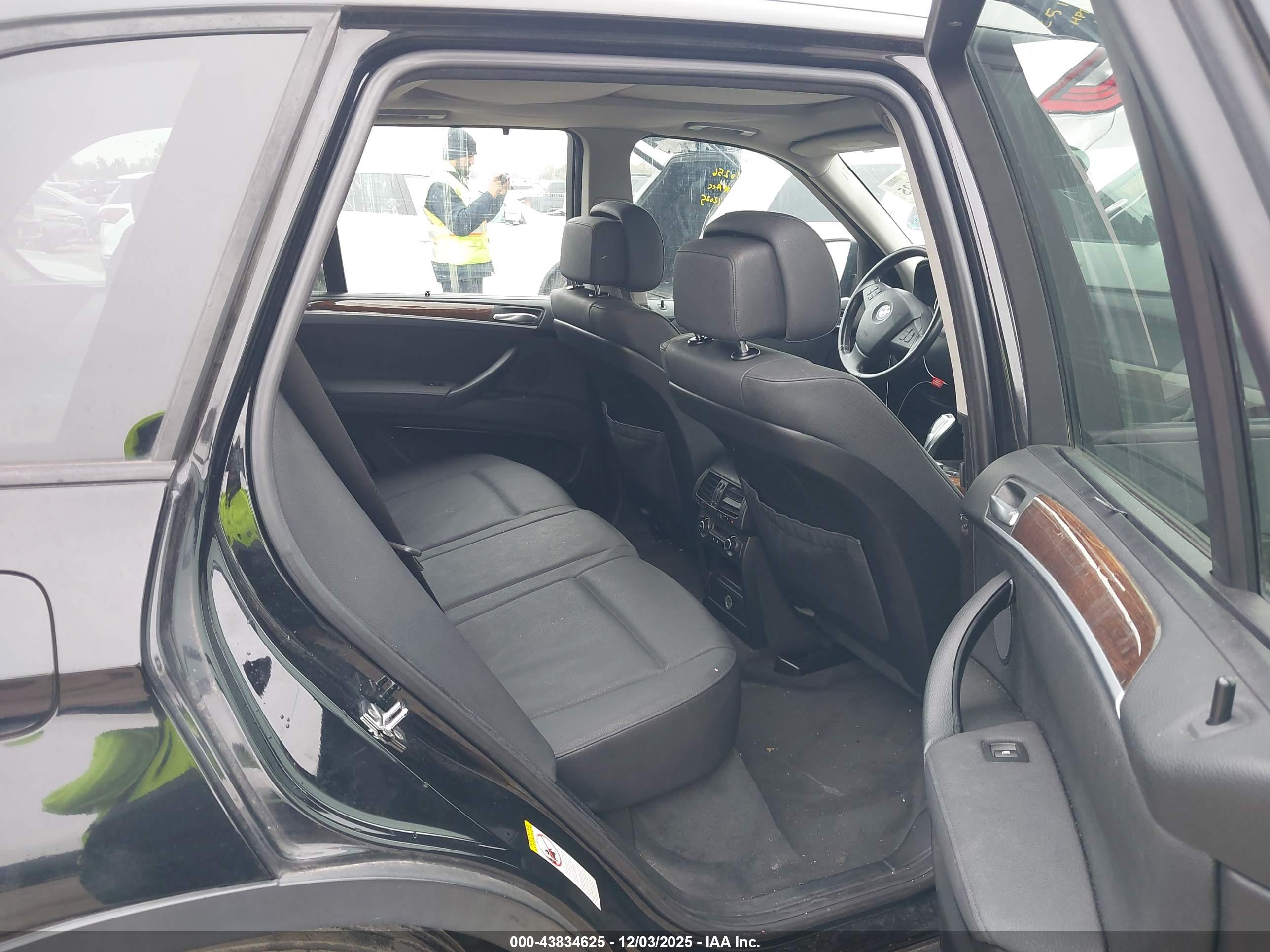 BMW X5 image 8