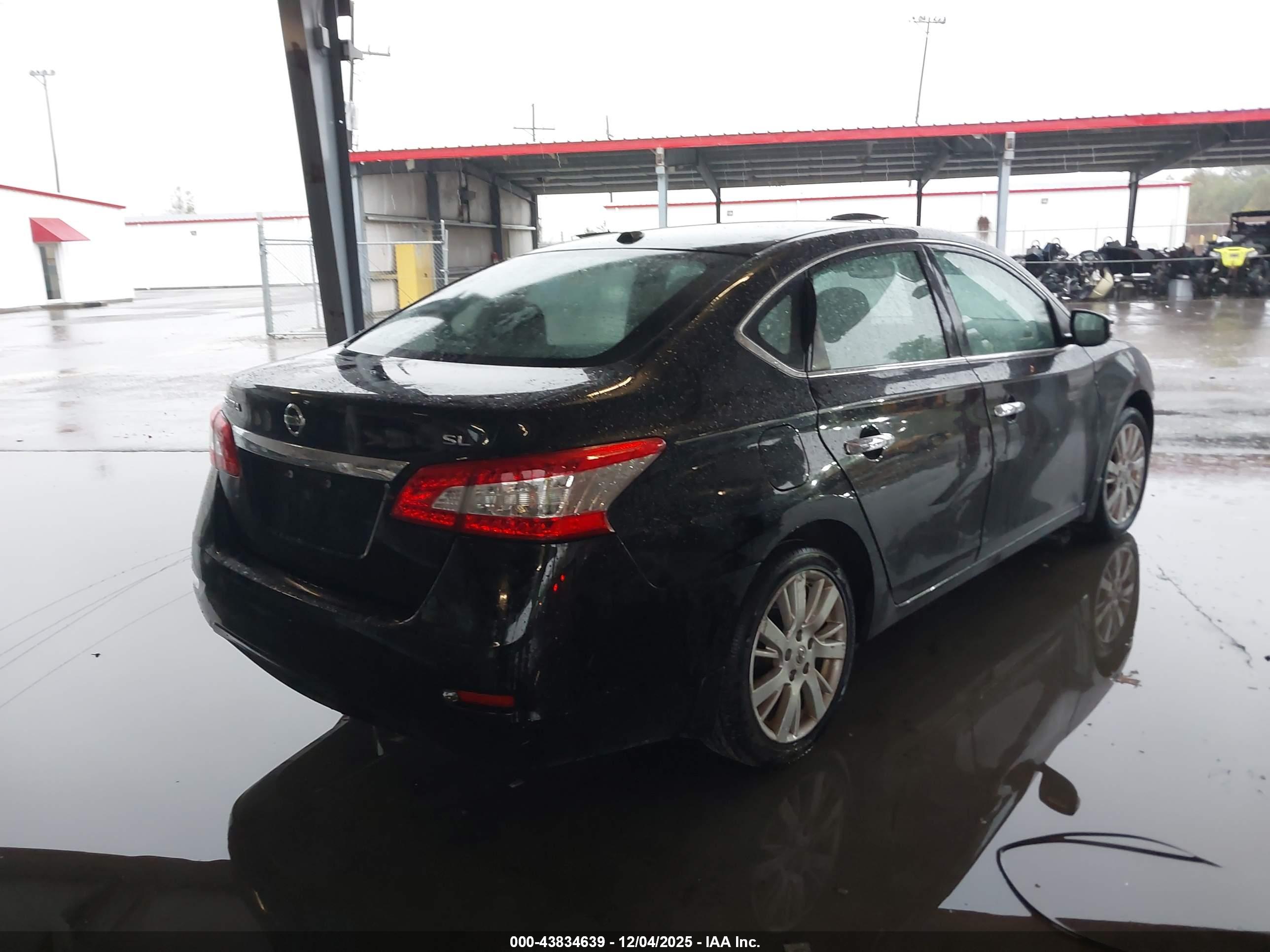 NISSAN SENTRA image 4