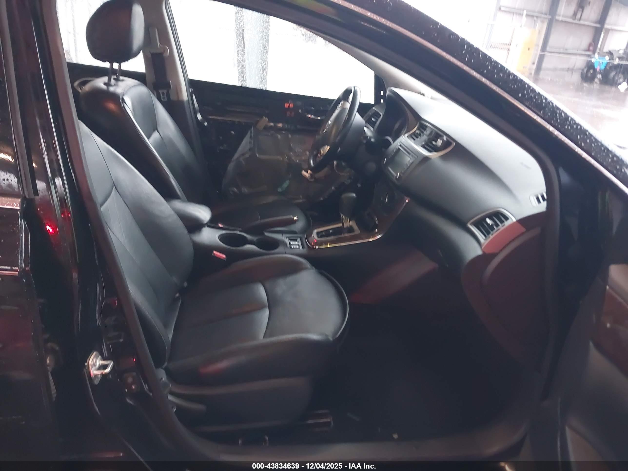NISSAN SENTRA image 5