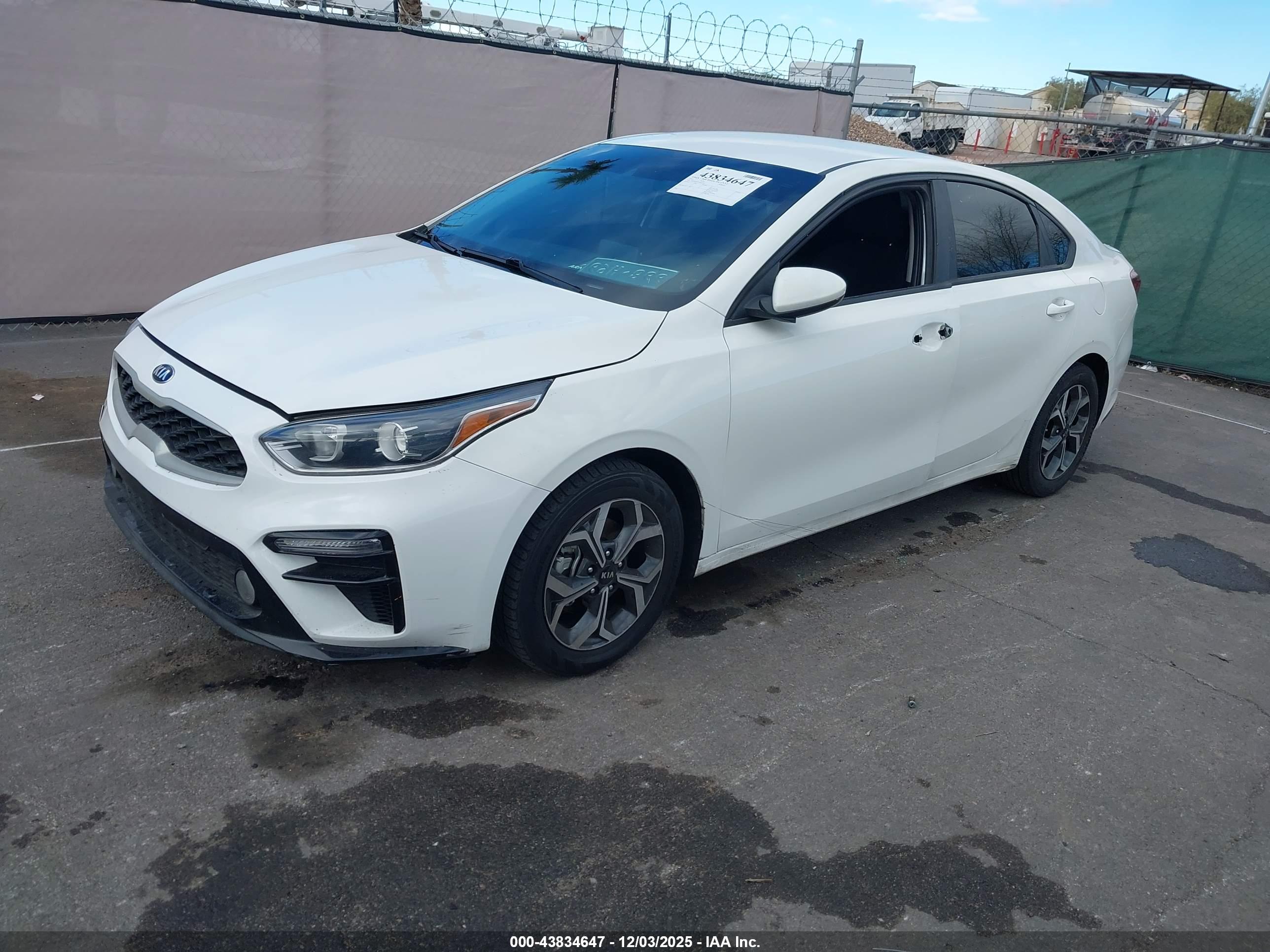 KIA FORTE image 2