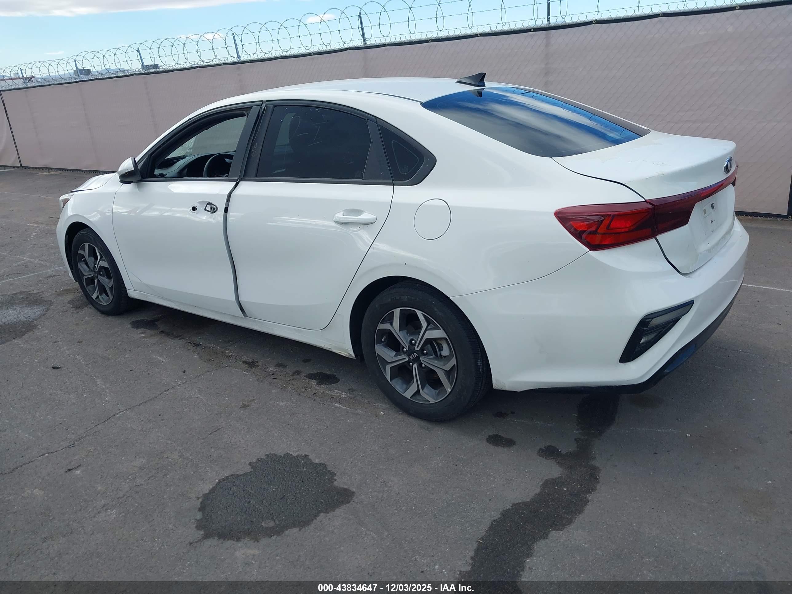 KIA FORTE image 3
