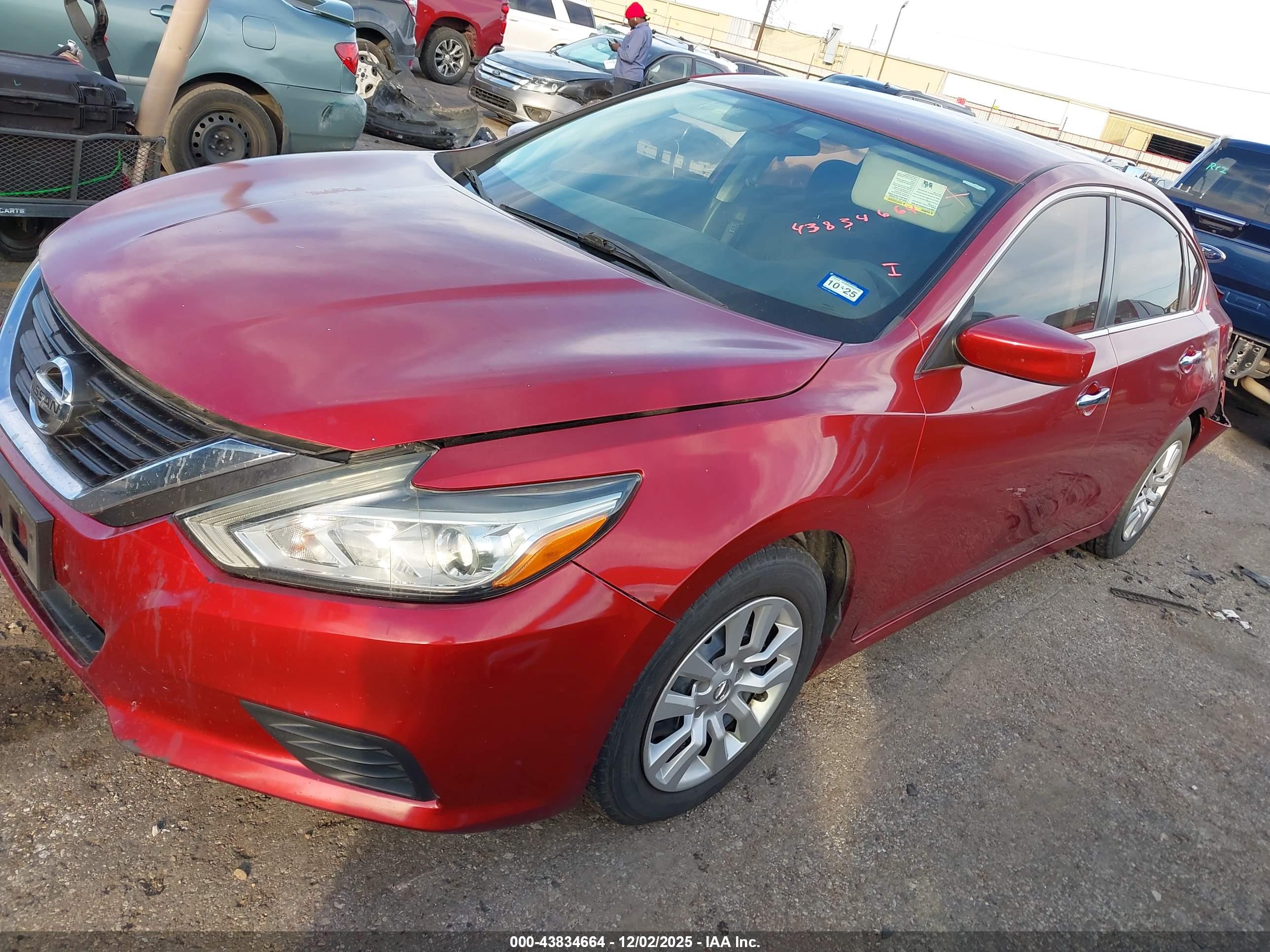 NISSAN ALTIMA image 2