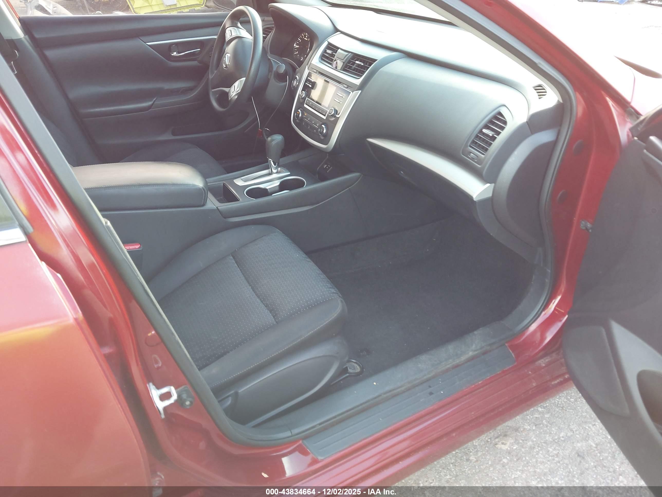NISSAN ALTIMA image 5