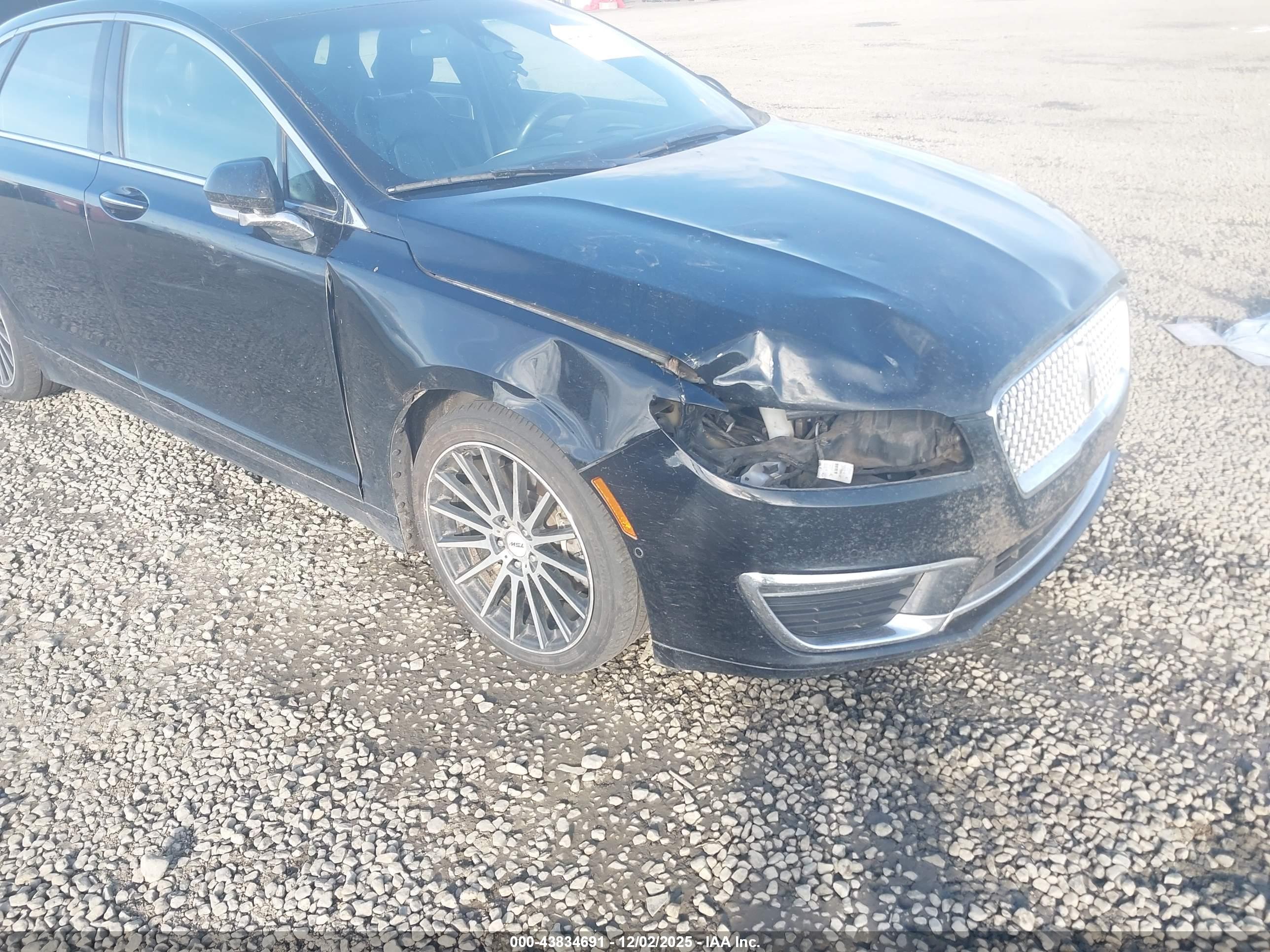 LINCOLN MKZ image 6