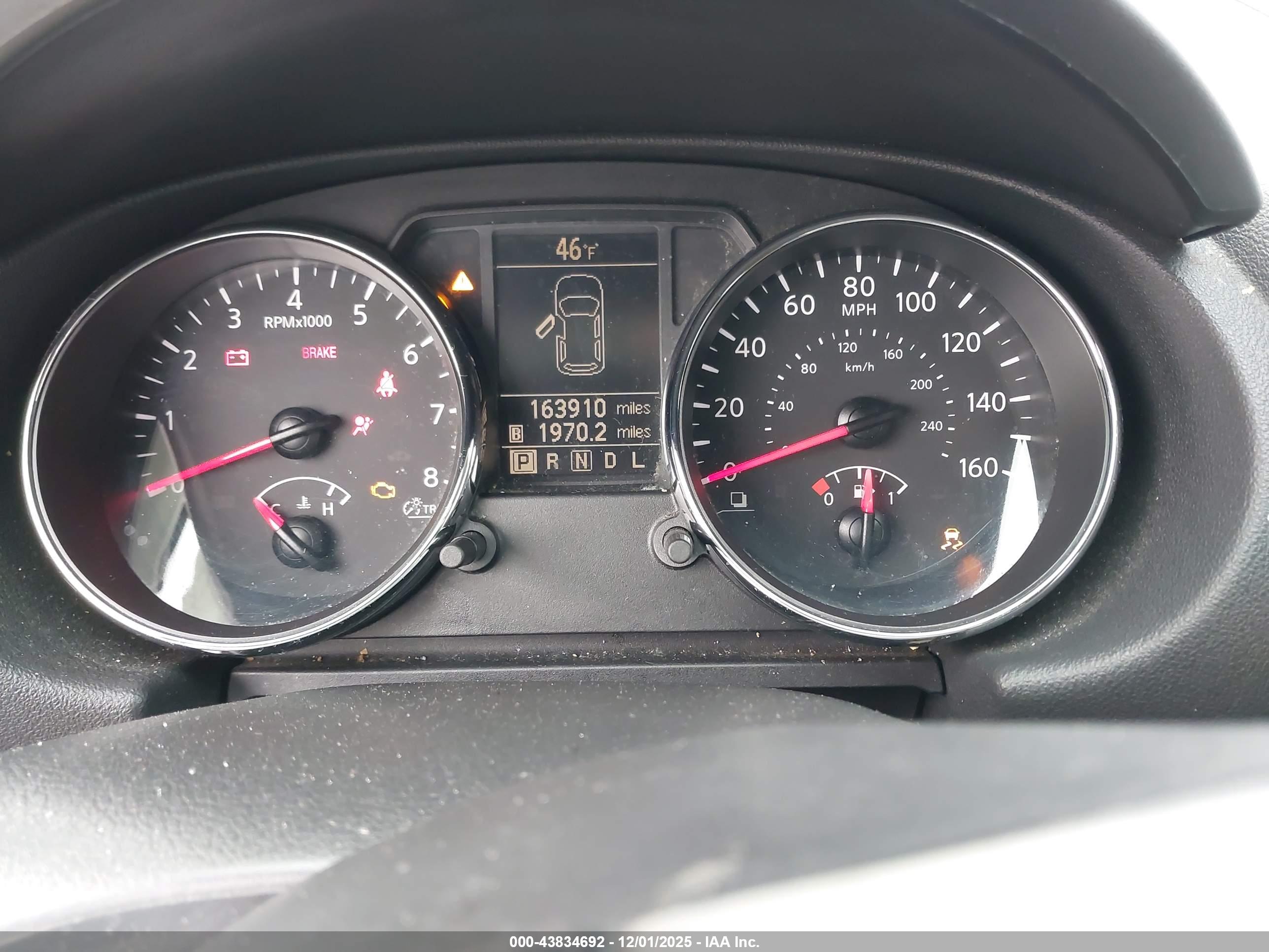 NISSAN ROGUE image 7