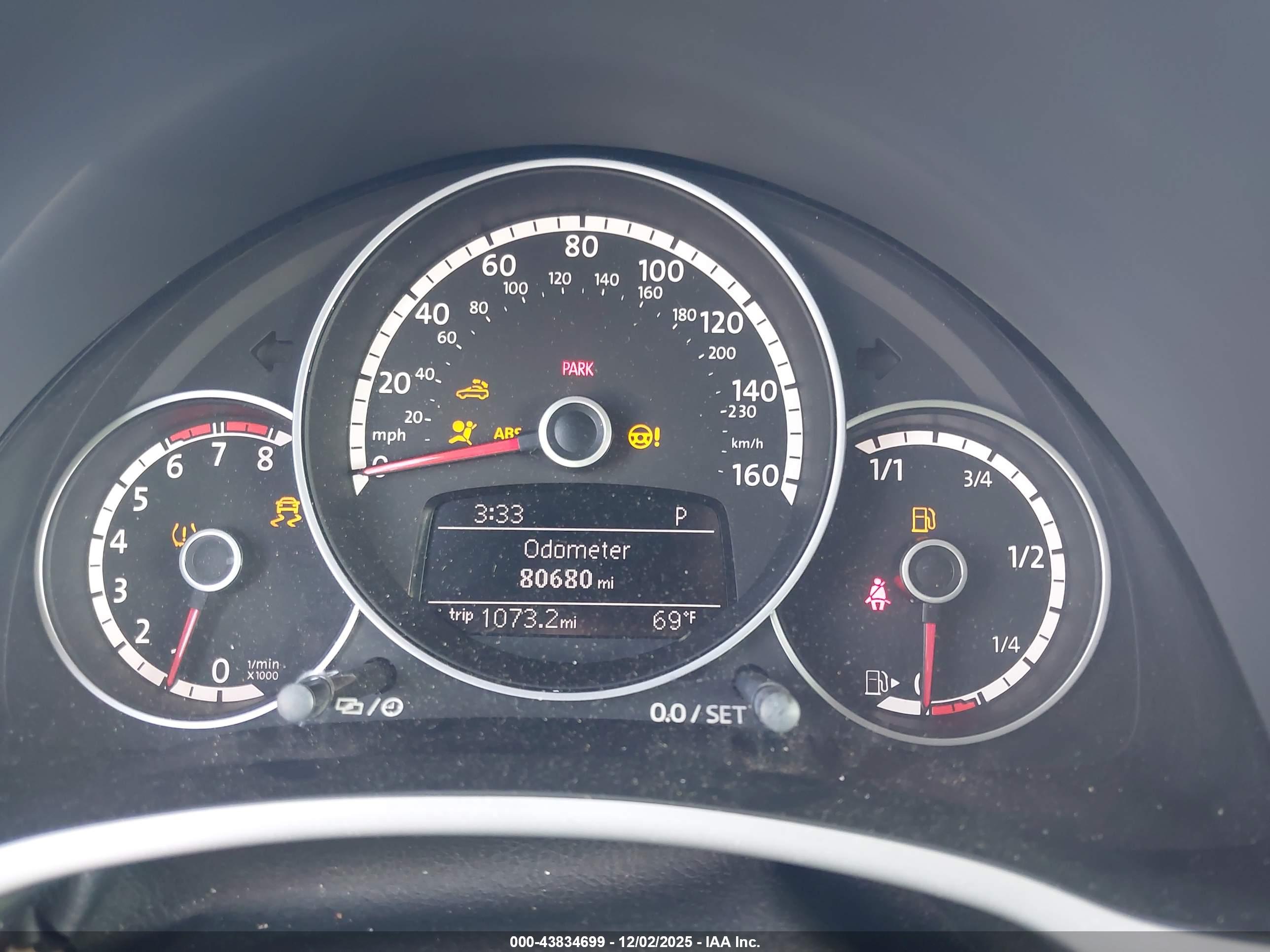 VOLKSWAGEN BEETLE image 7