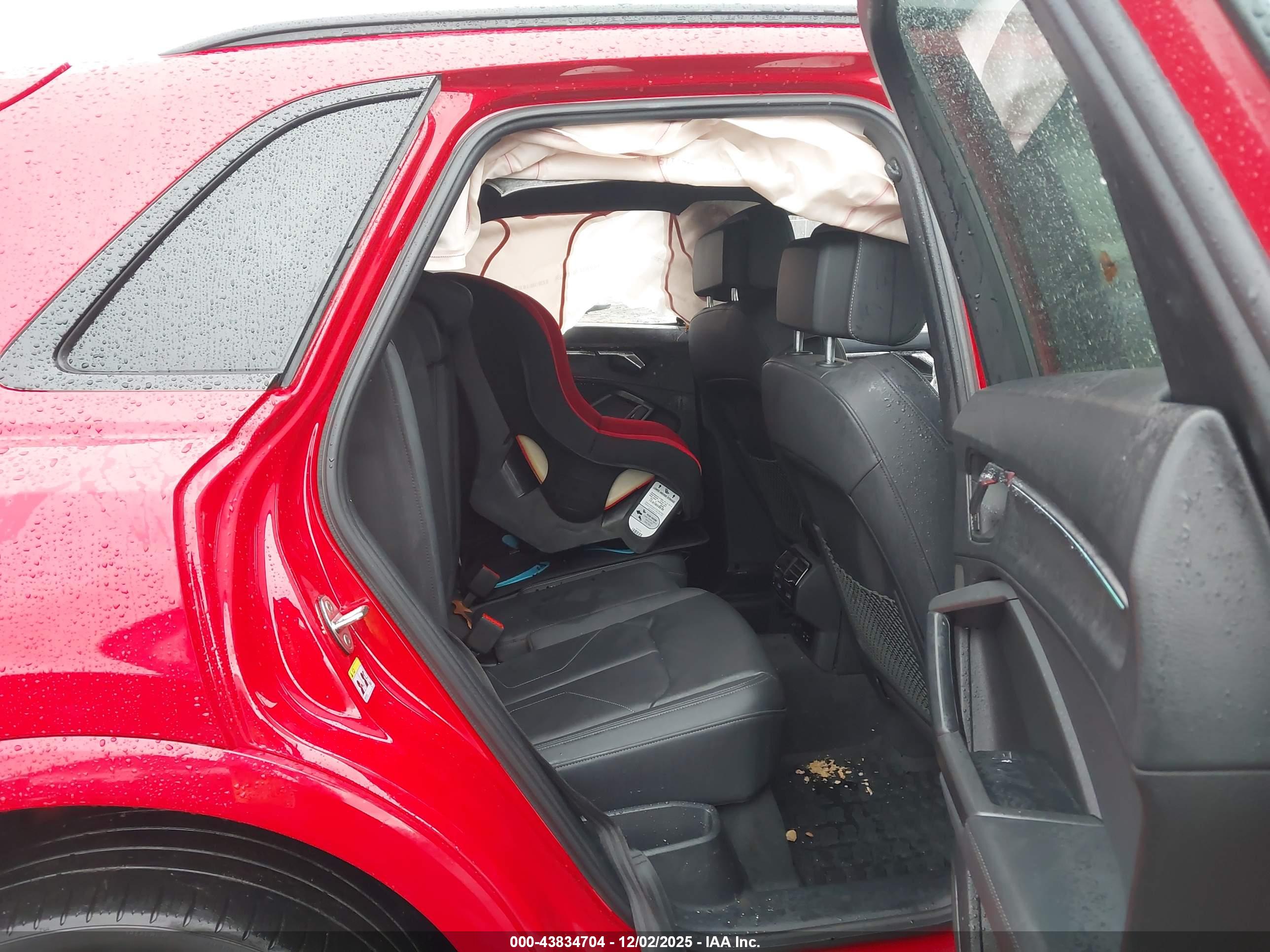 AUDI Q3 image 8