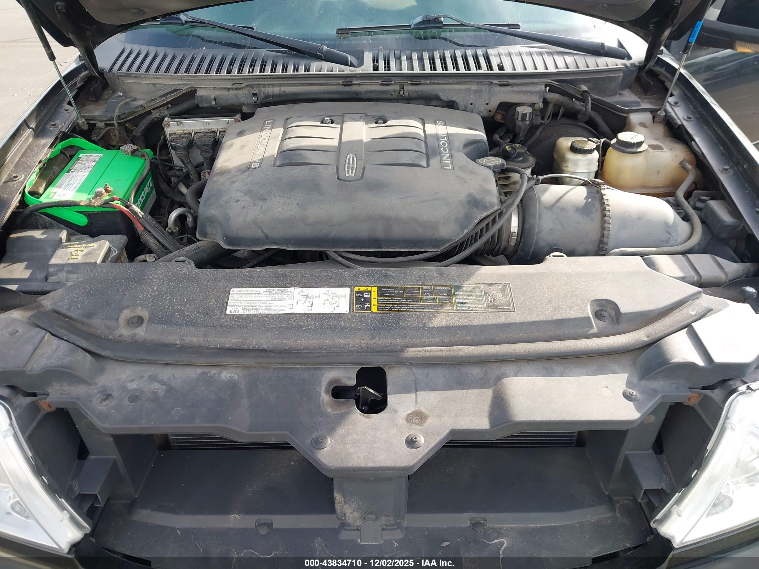LINCOLN NAVIGATOR image 10