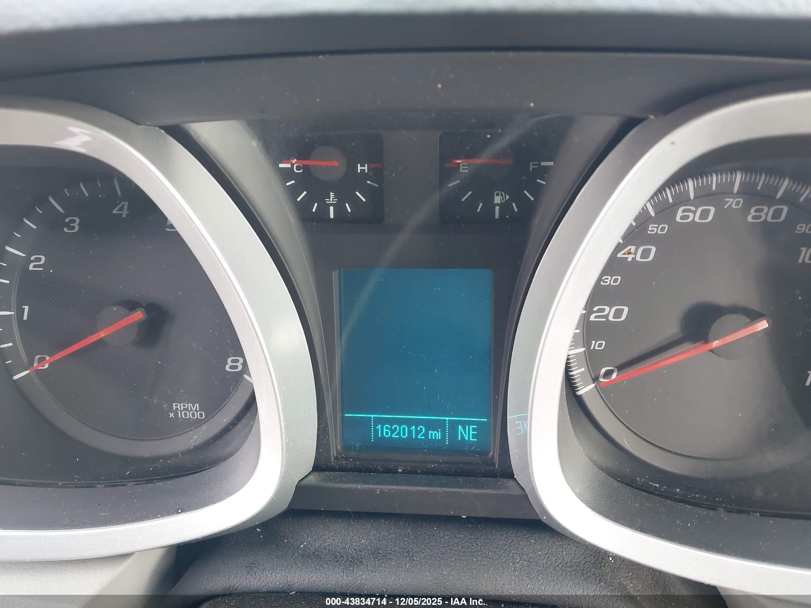 CHEVROLET EQUINOX image 7
