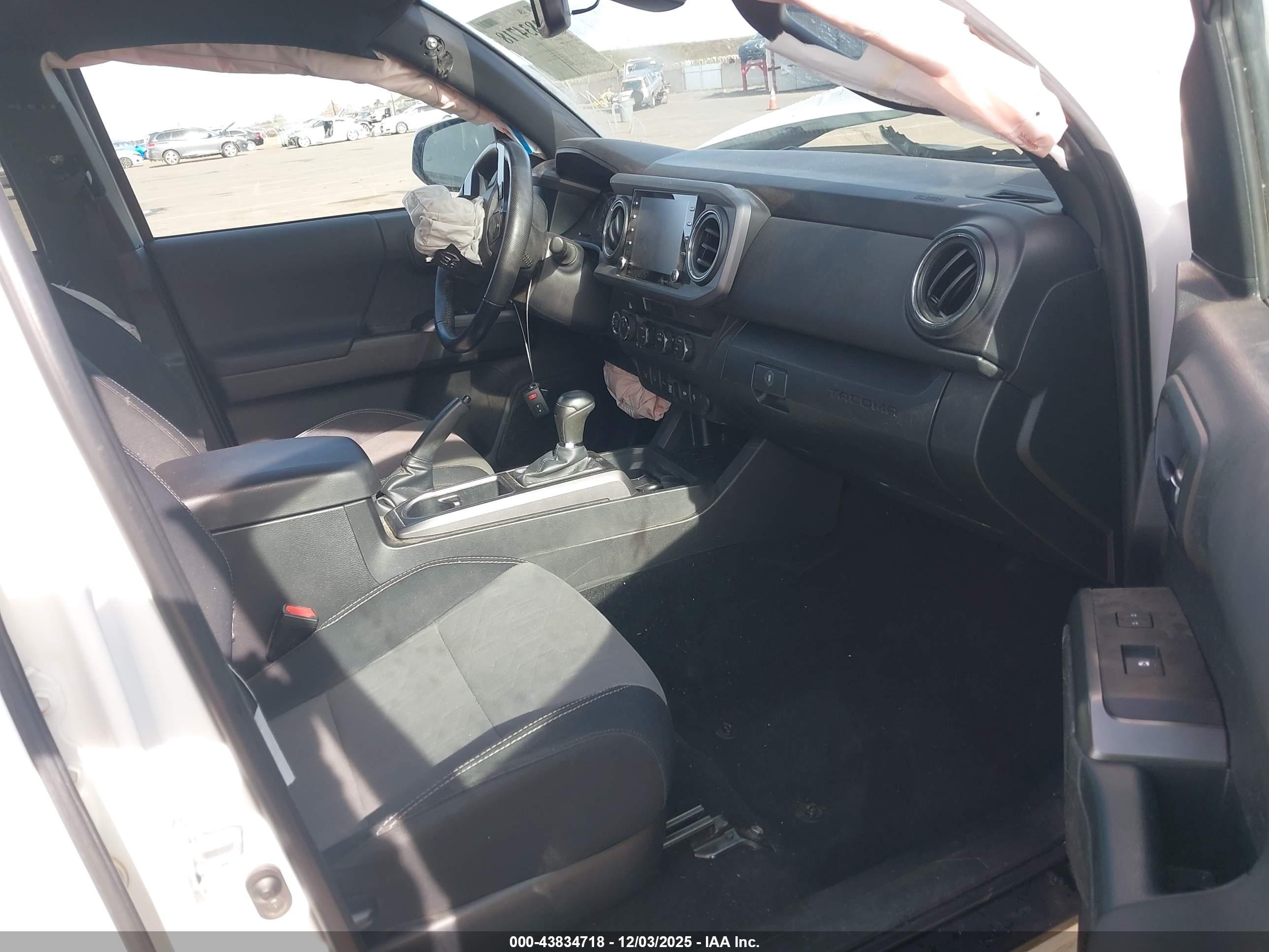 TOYOTA TACOMA image 5