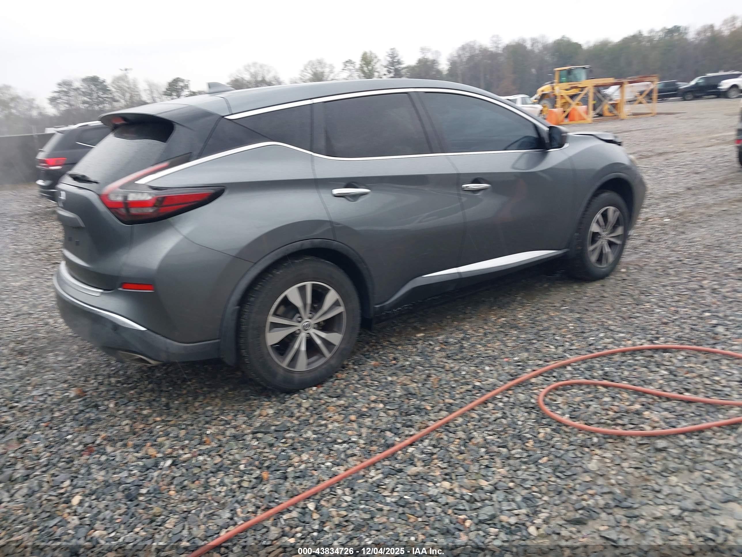 NISSAN MURANO image 4