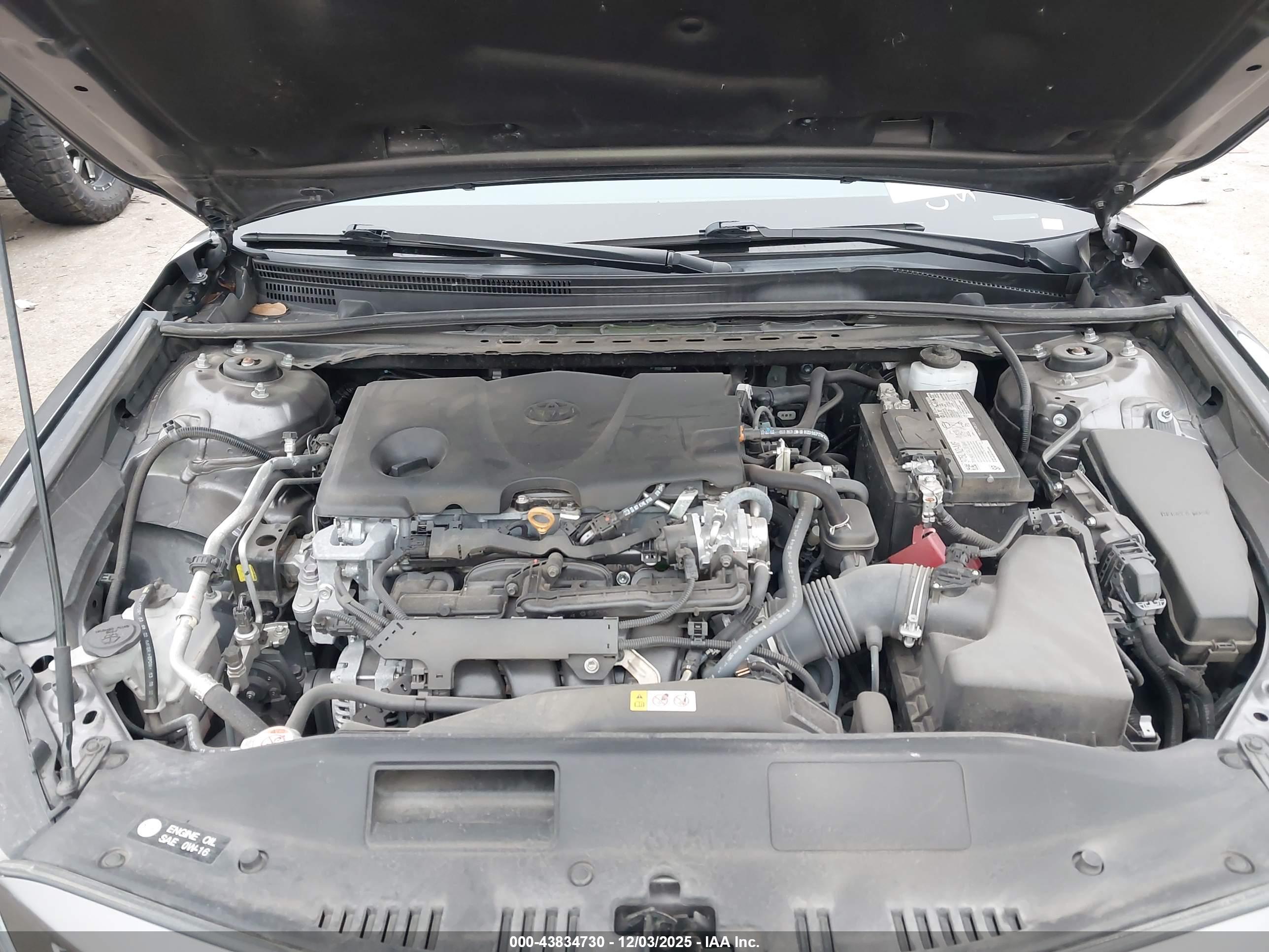 TOYOTA CAMRY image 10