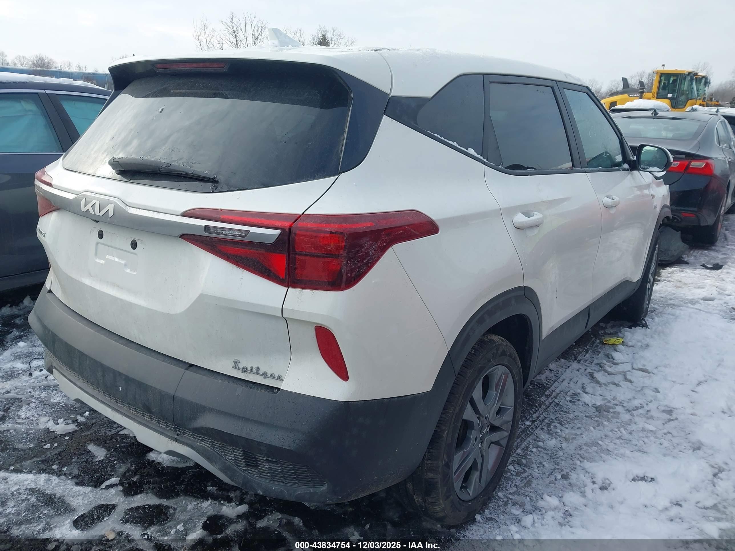 KIA SELTOS image 4