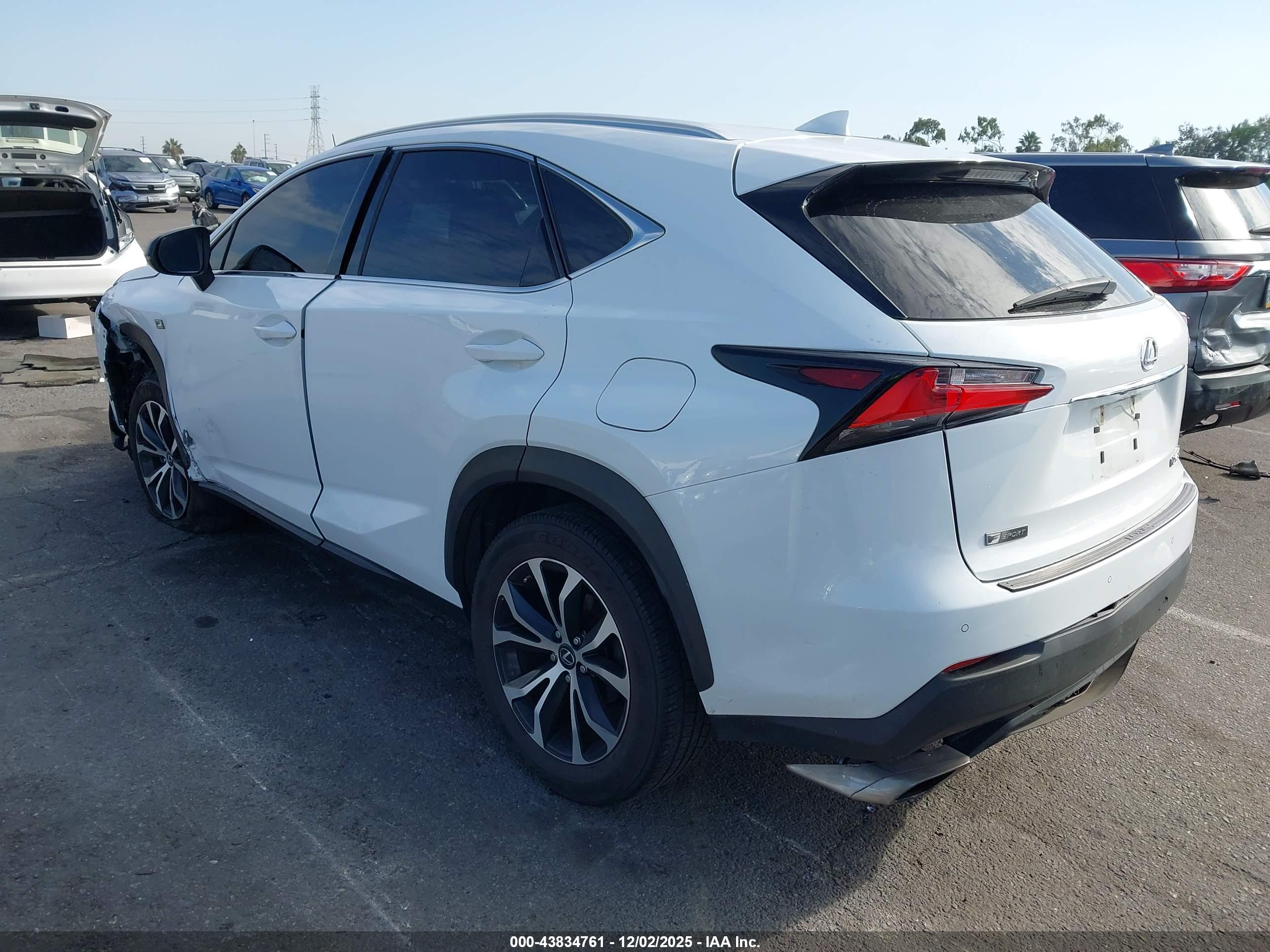 LEXUS NX image 3