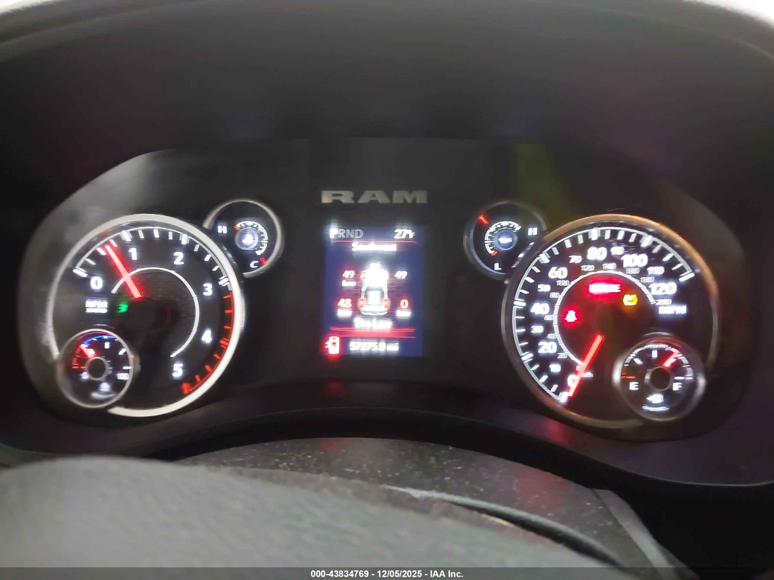 RAM 2500 image 7