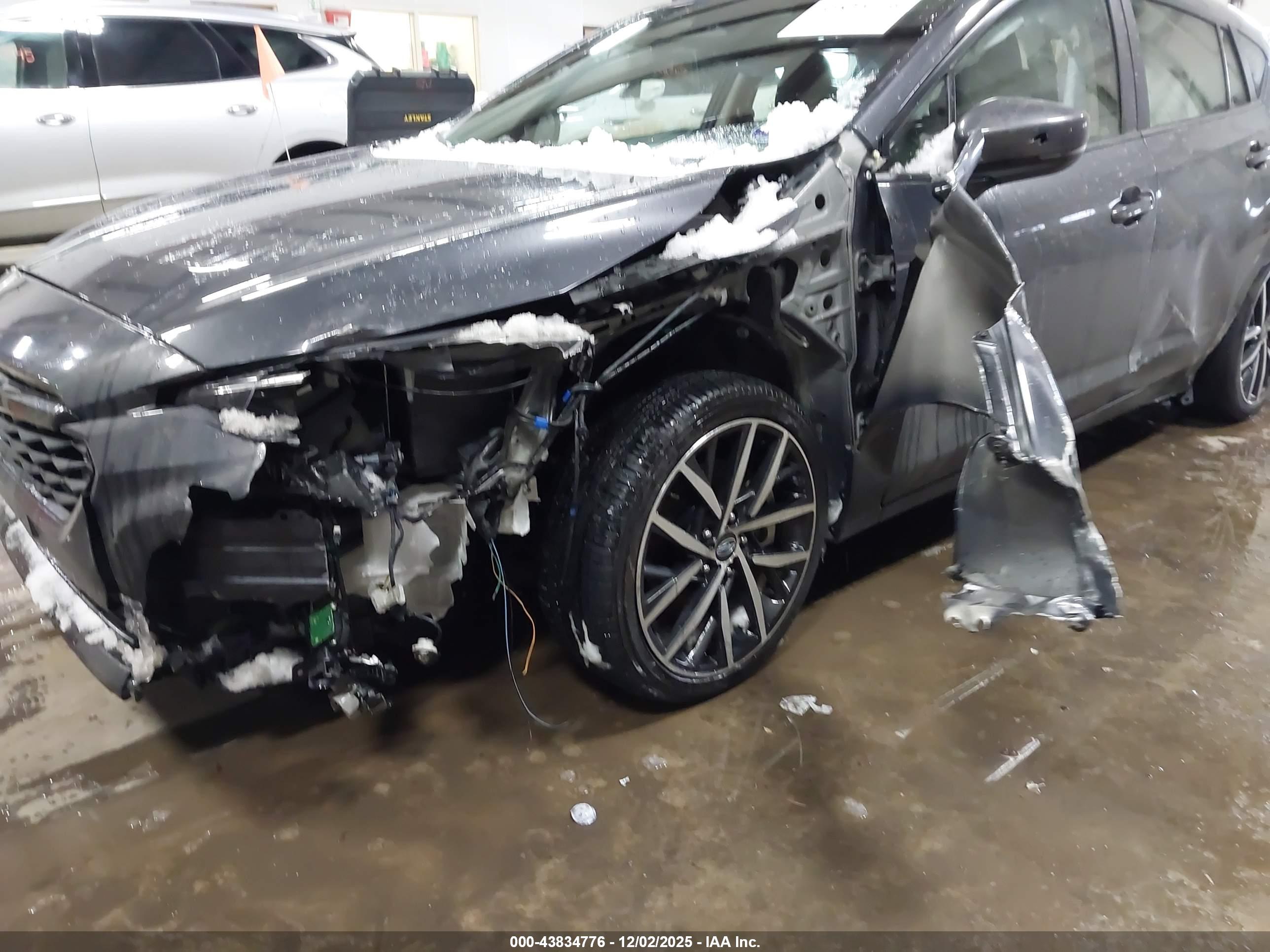 SUBARU IMPREZA image 6