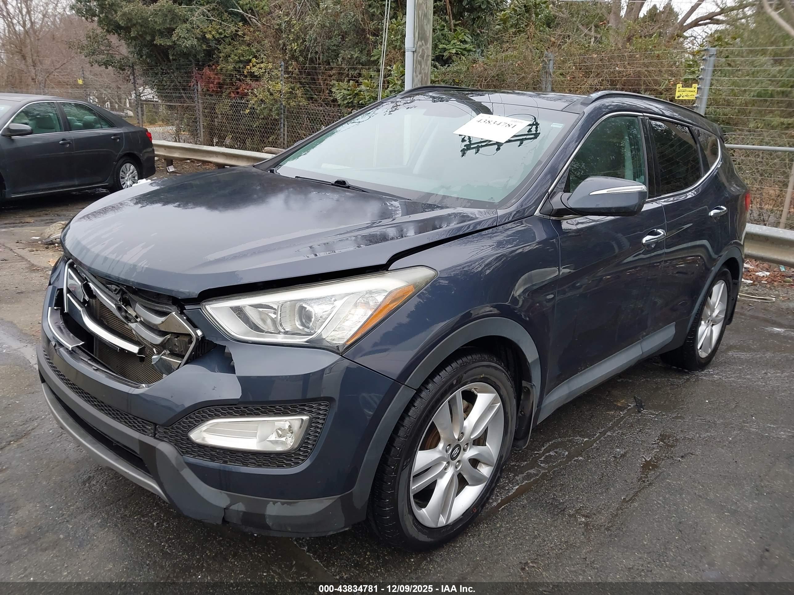 HYUNDAI SANTA image 2