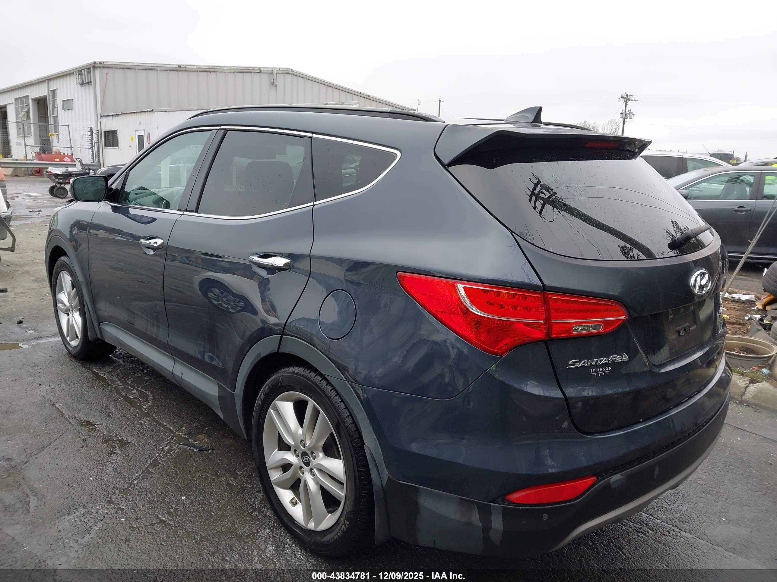 HYUNDAI SANTA image 3