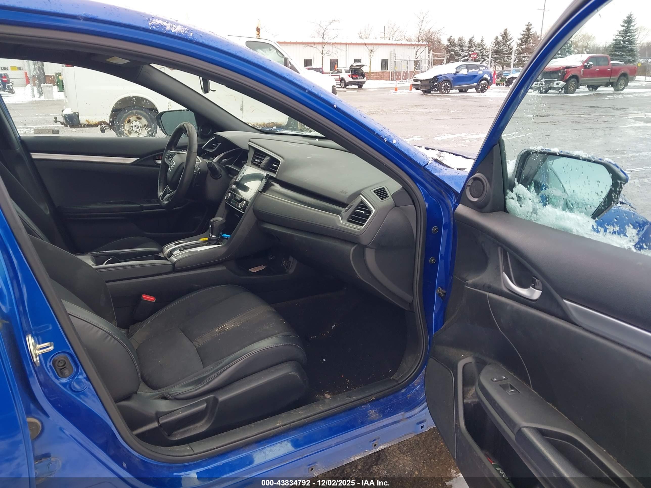 HONDA CIVIC image 5