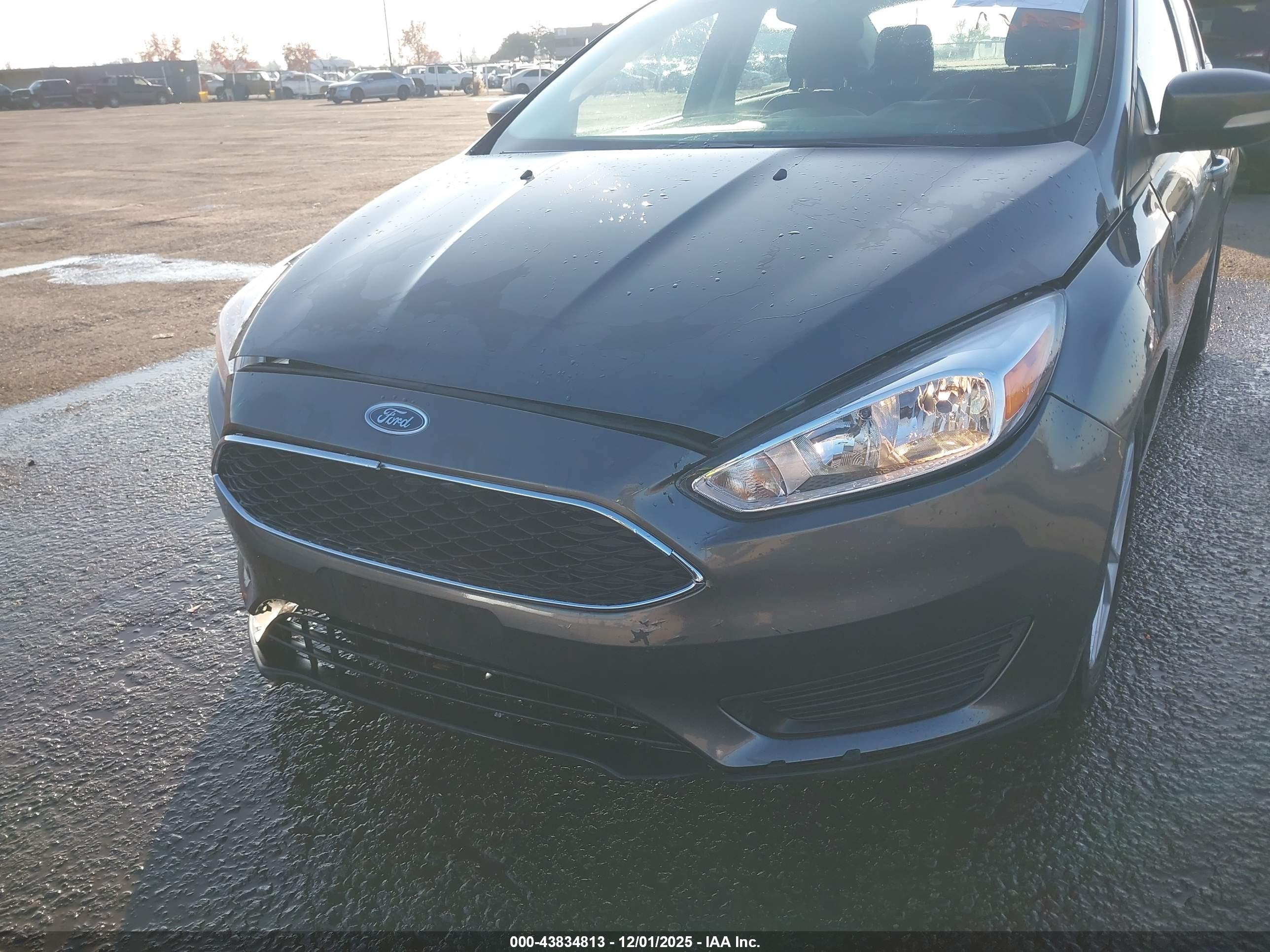 FORD FOCUS image 6