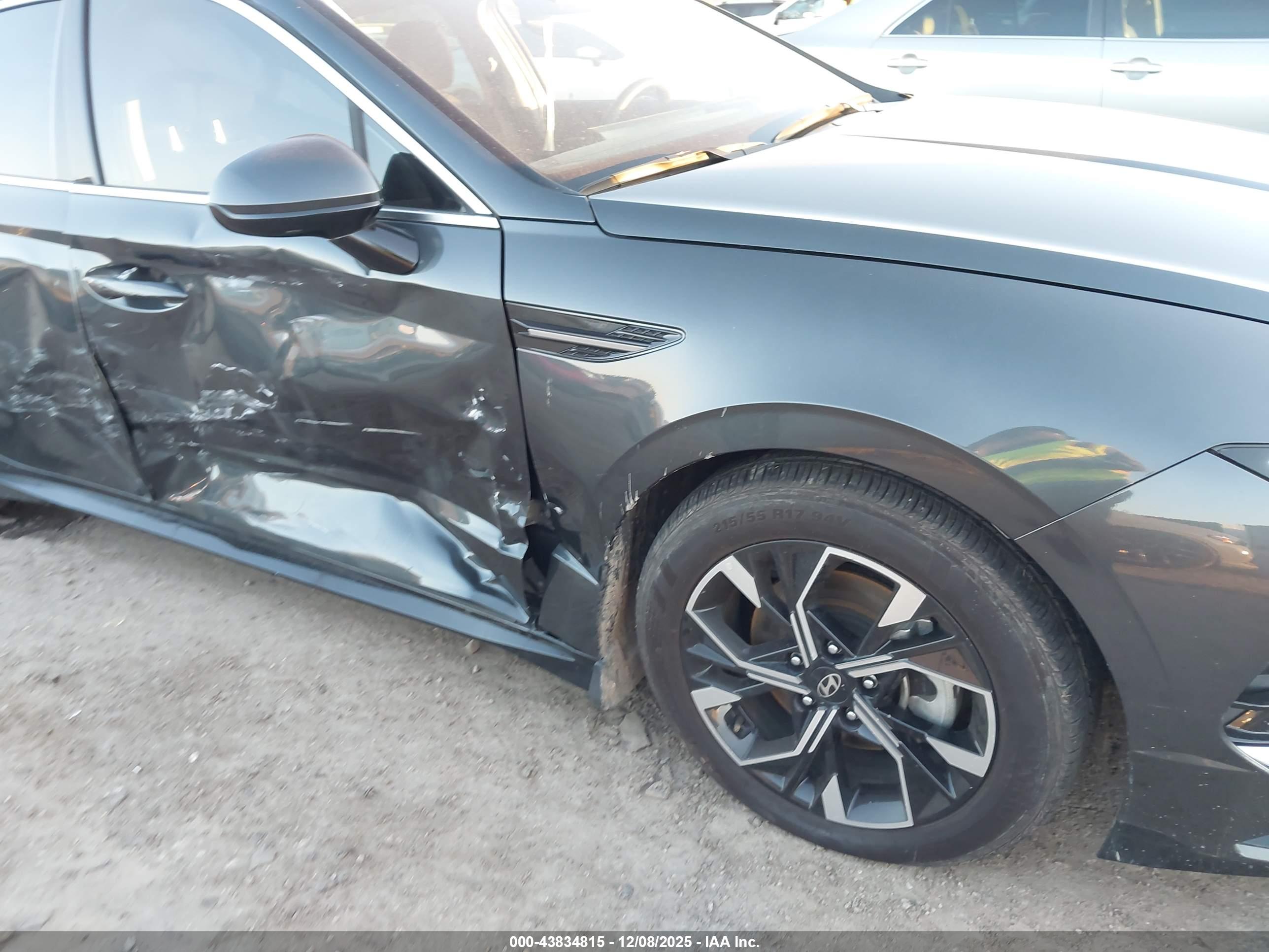 HYUNDAI SONATA image 6